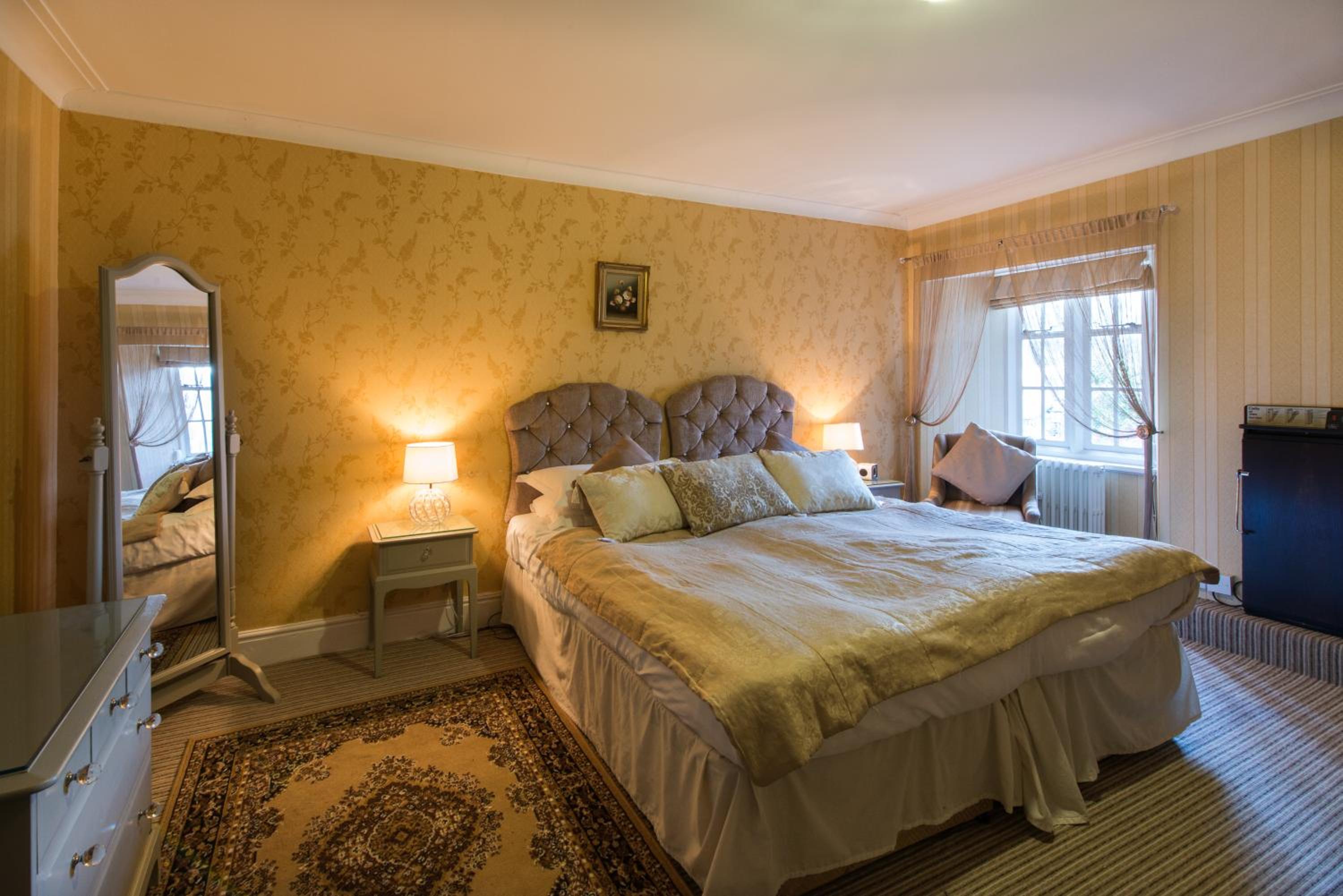 Classic Double Room with Shower photo 3