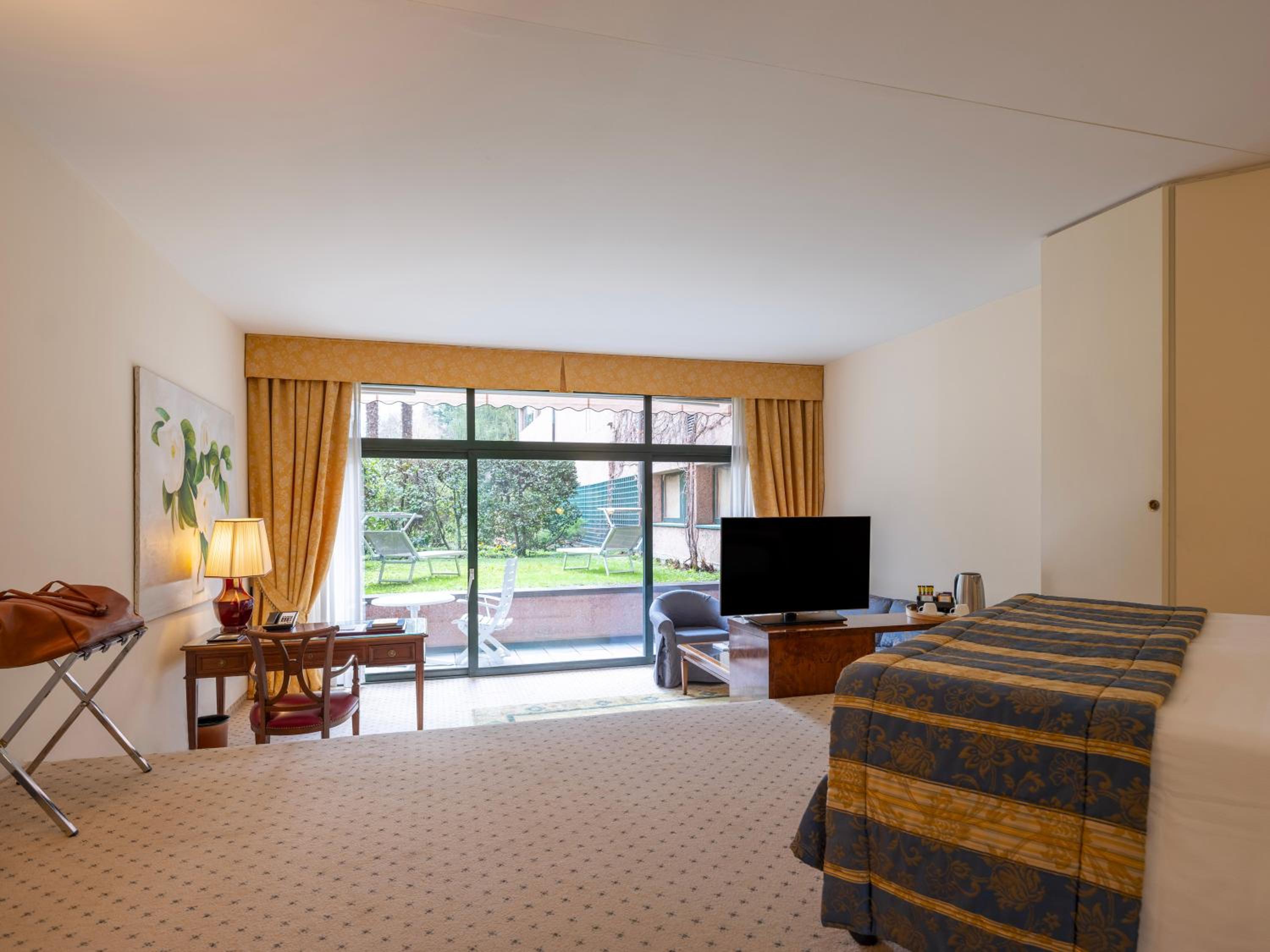 Double Room with Terrace - Photo 8
