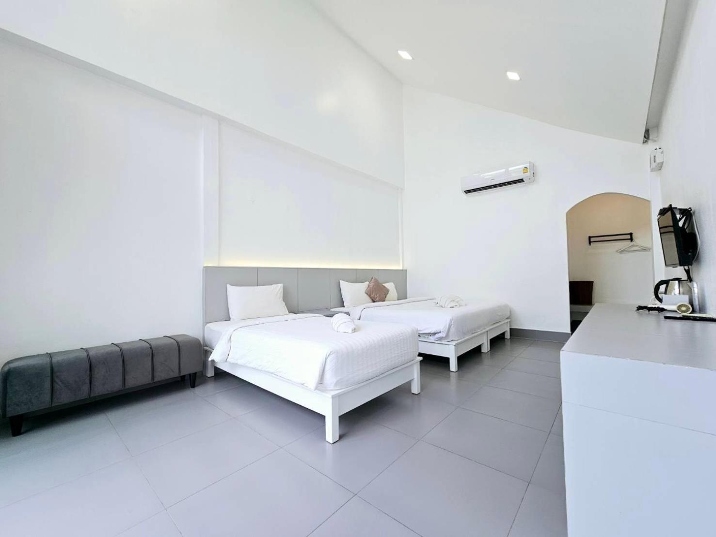 Deluxe Junior Suite