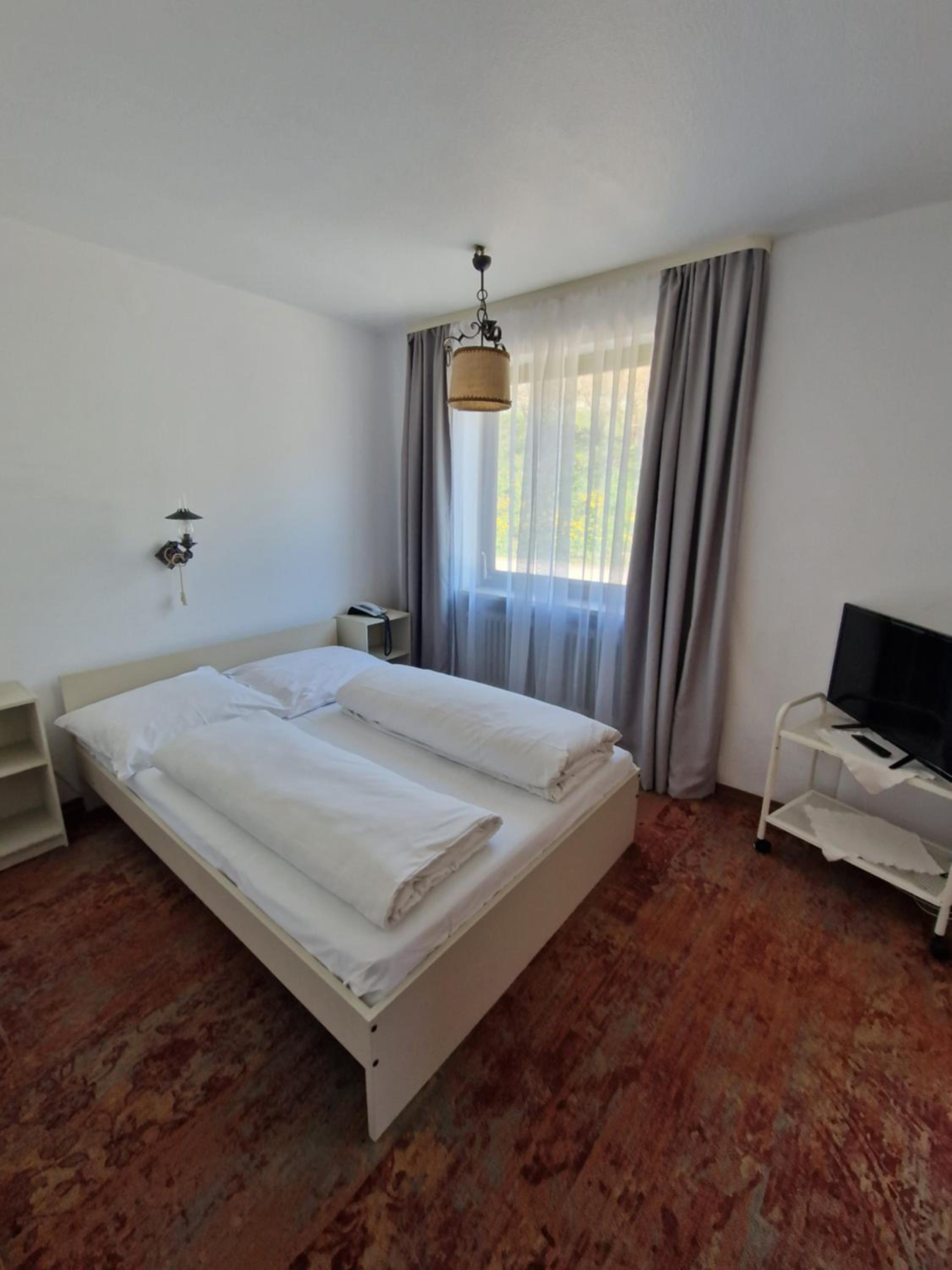Economy Double Room photo 1