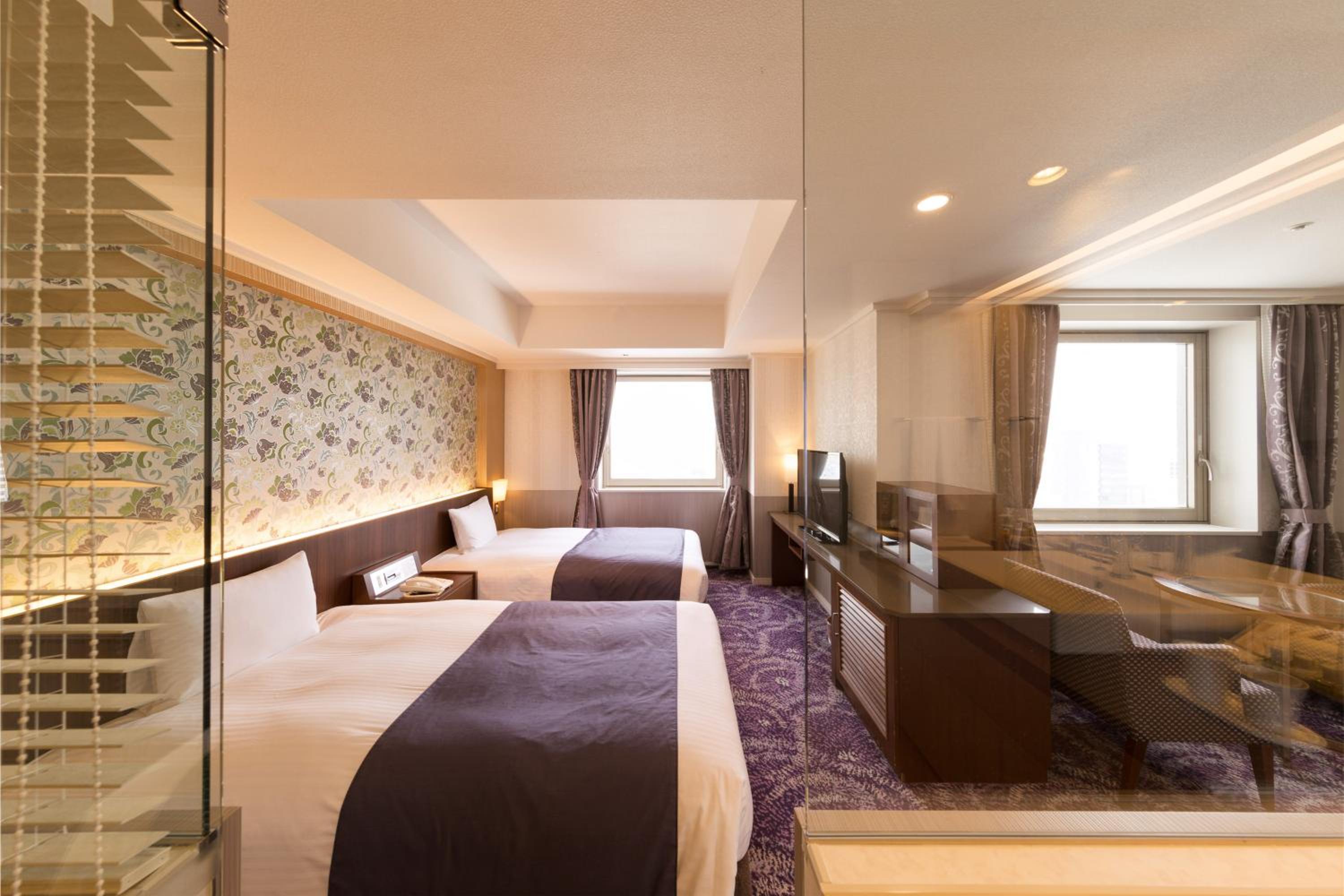 Junior Suite -Tower BLD - Photo 6