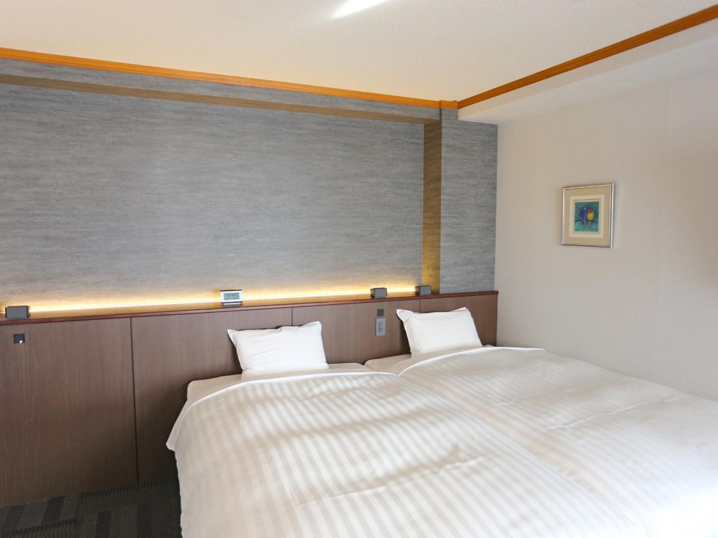 Deluxe Triple Room photo 2