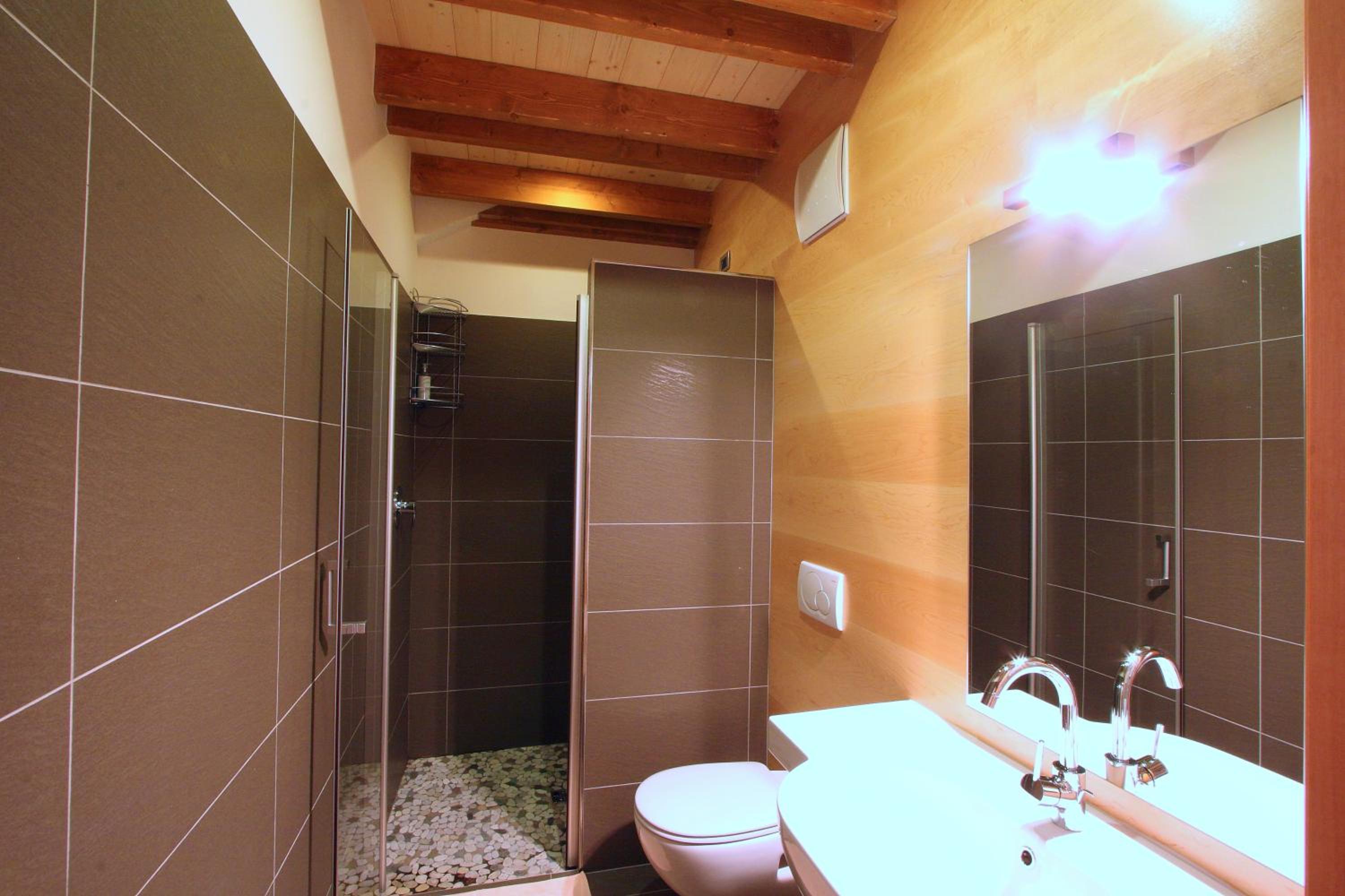 Double Room with Extra Bed photo 2