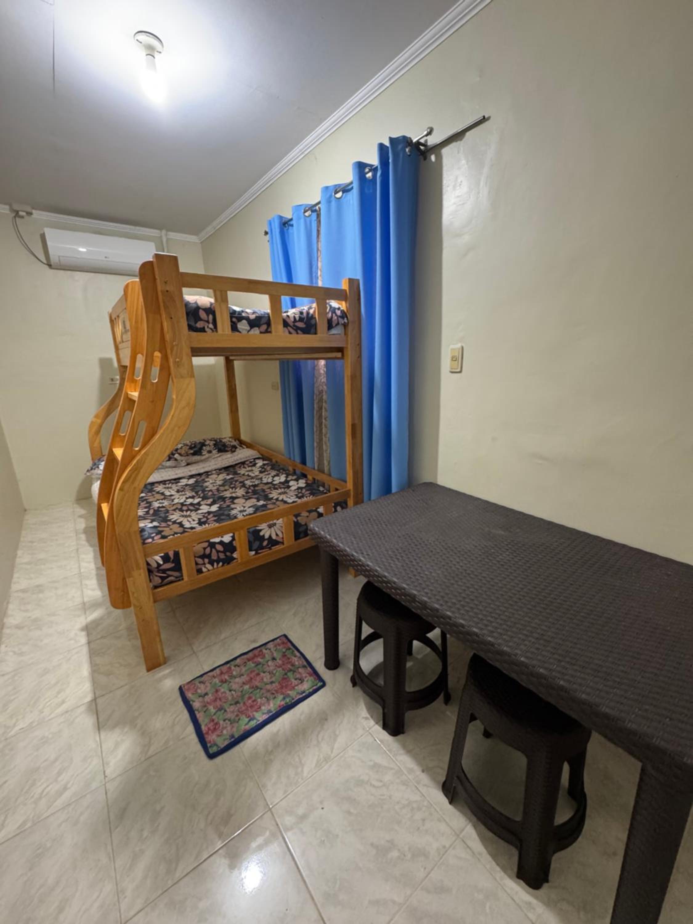 Budget Twin Room photo 3
