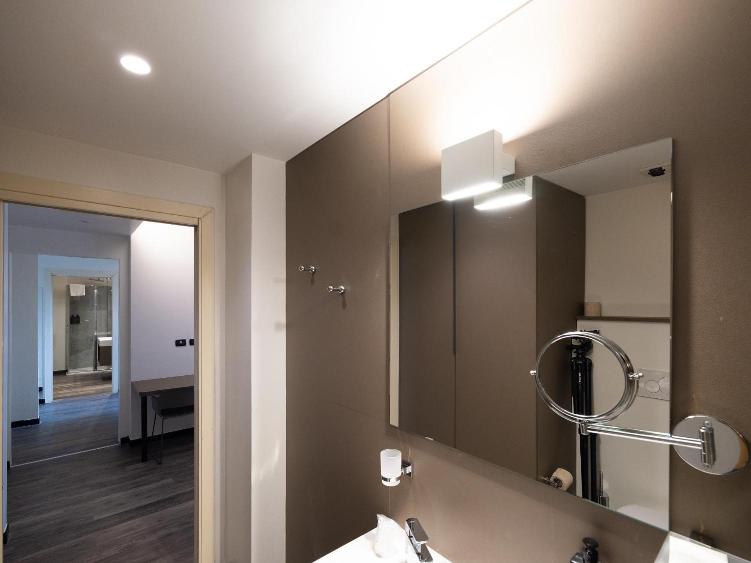 Deluxe Family Suite photo 2