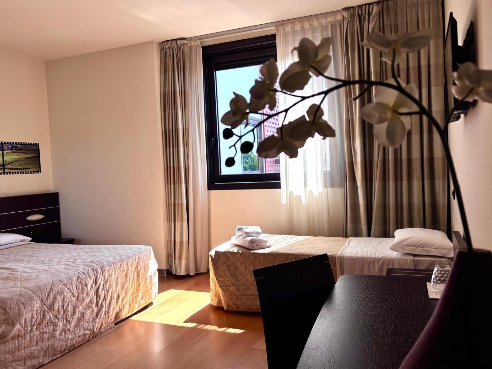Triple Room - Photo 2