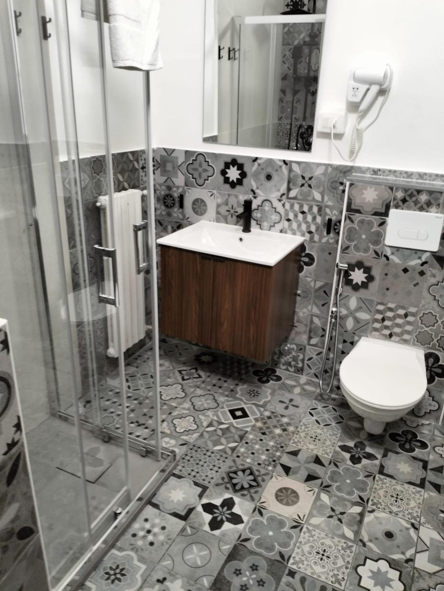 Standard Double or Twin Room photo 2