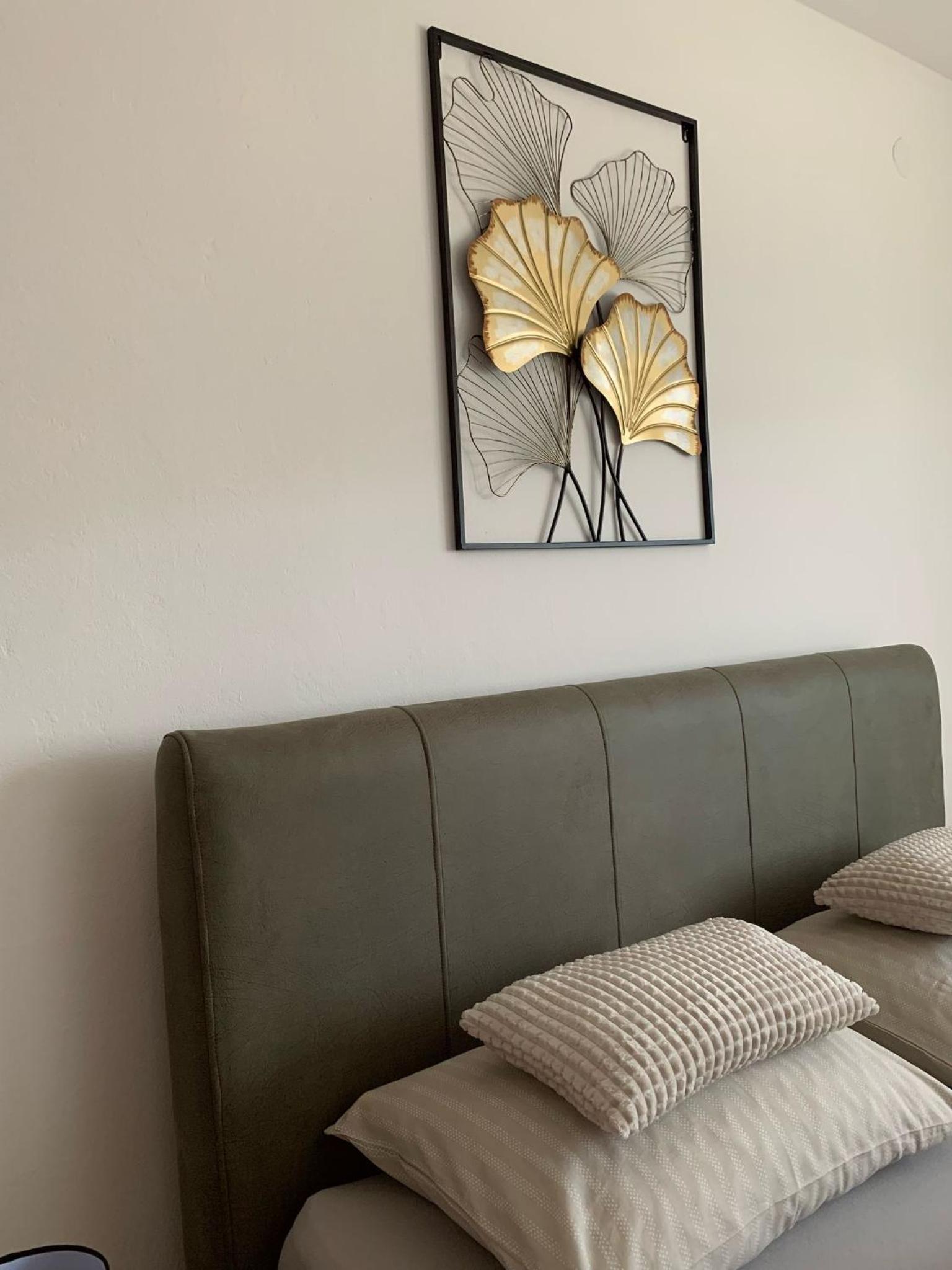 One-Bedroom Apartment with Terrace photo 2