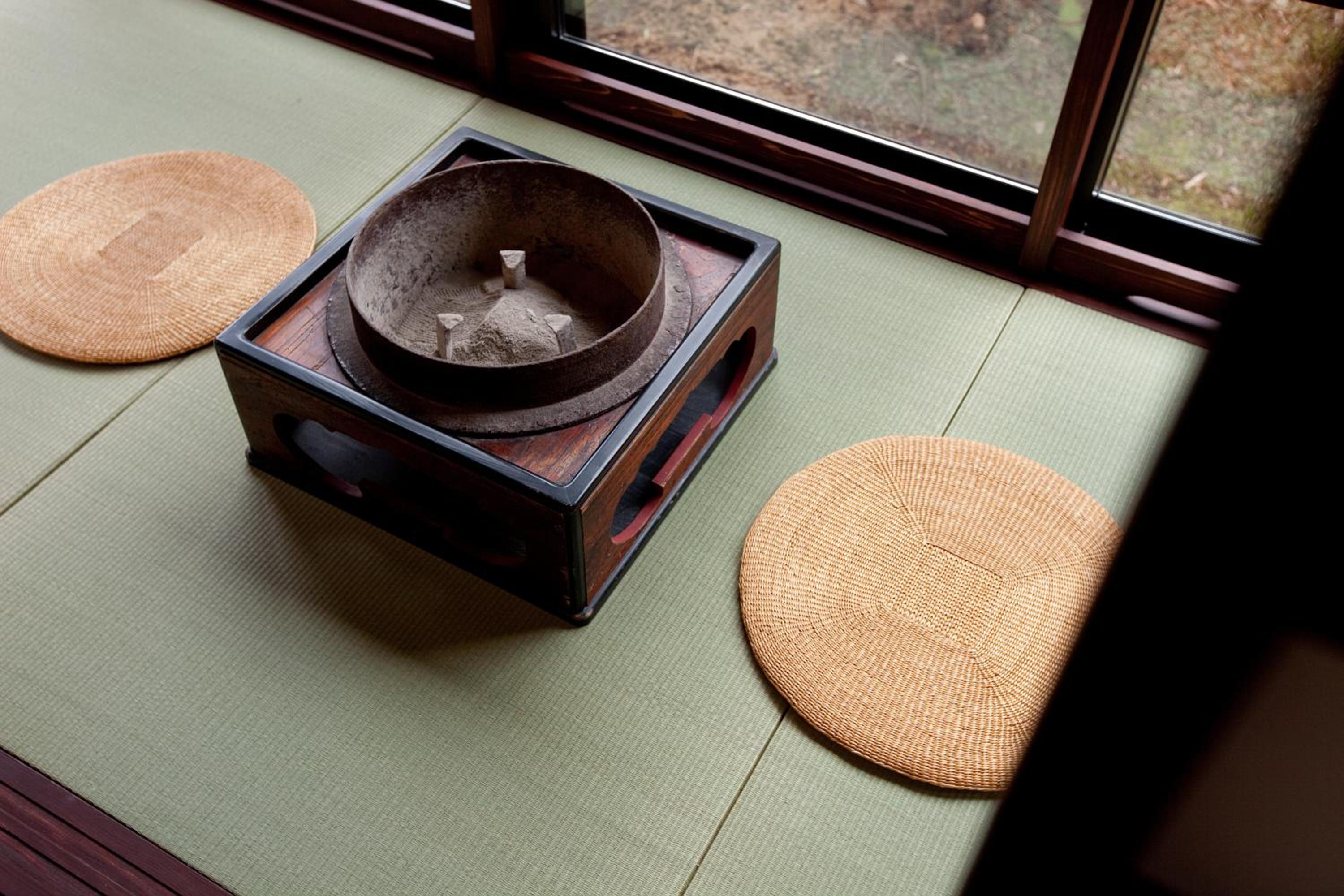 Japanese-Style Deluxe Quadruple Room with Private Toilet photo 3
