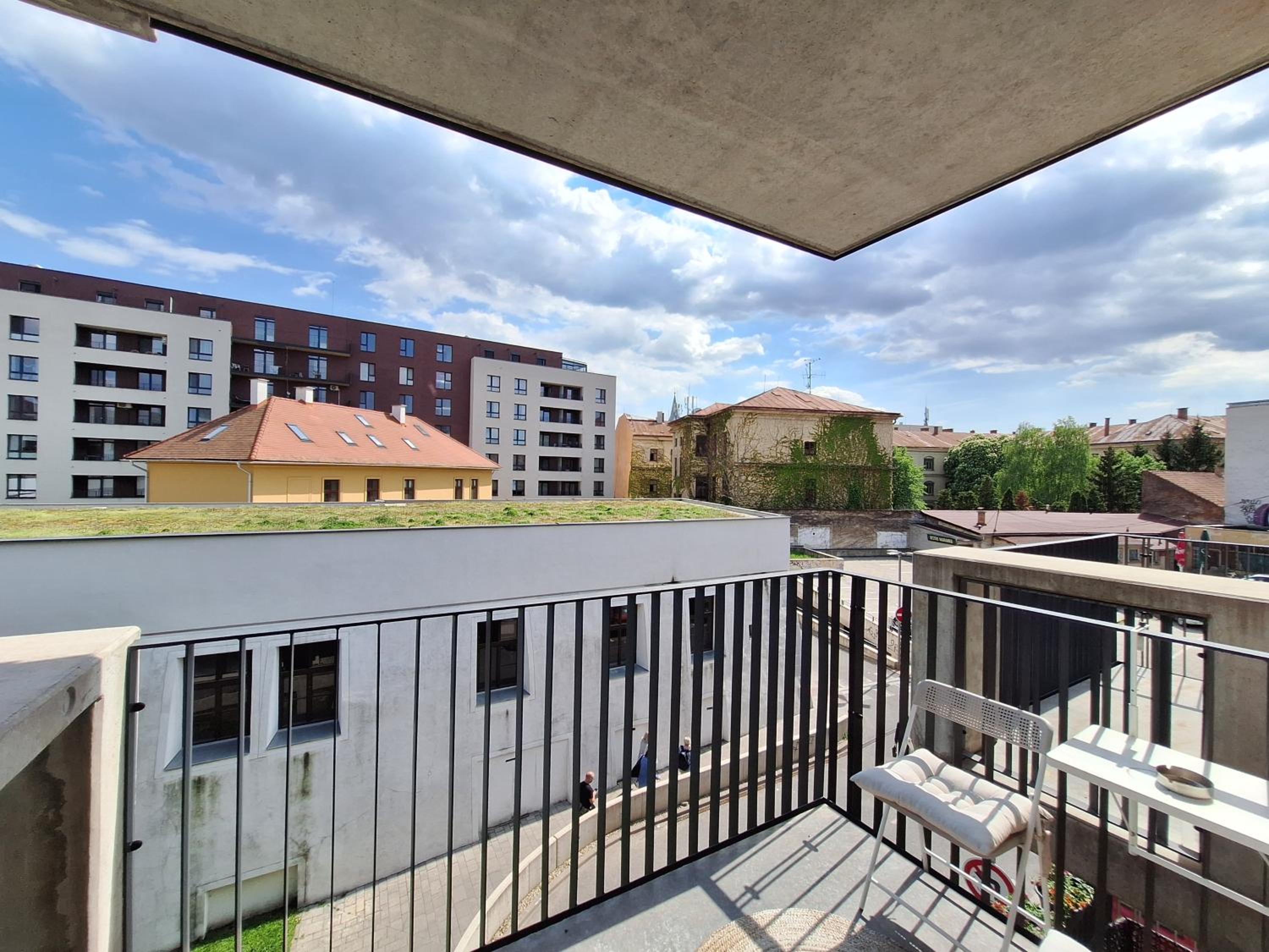 Apartment with Balcony photo 1