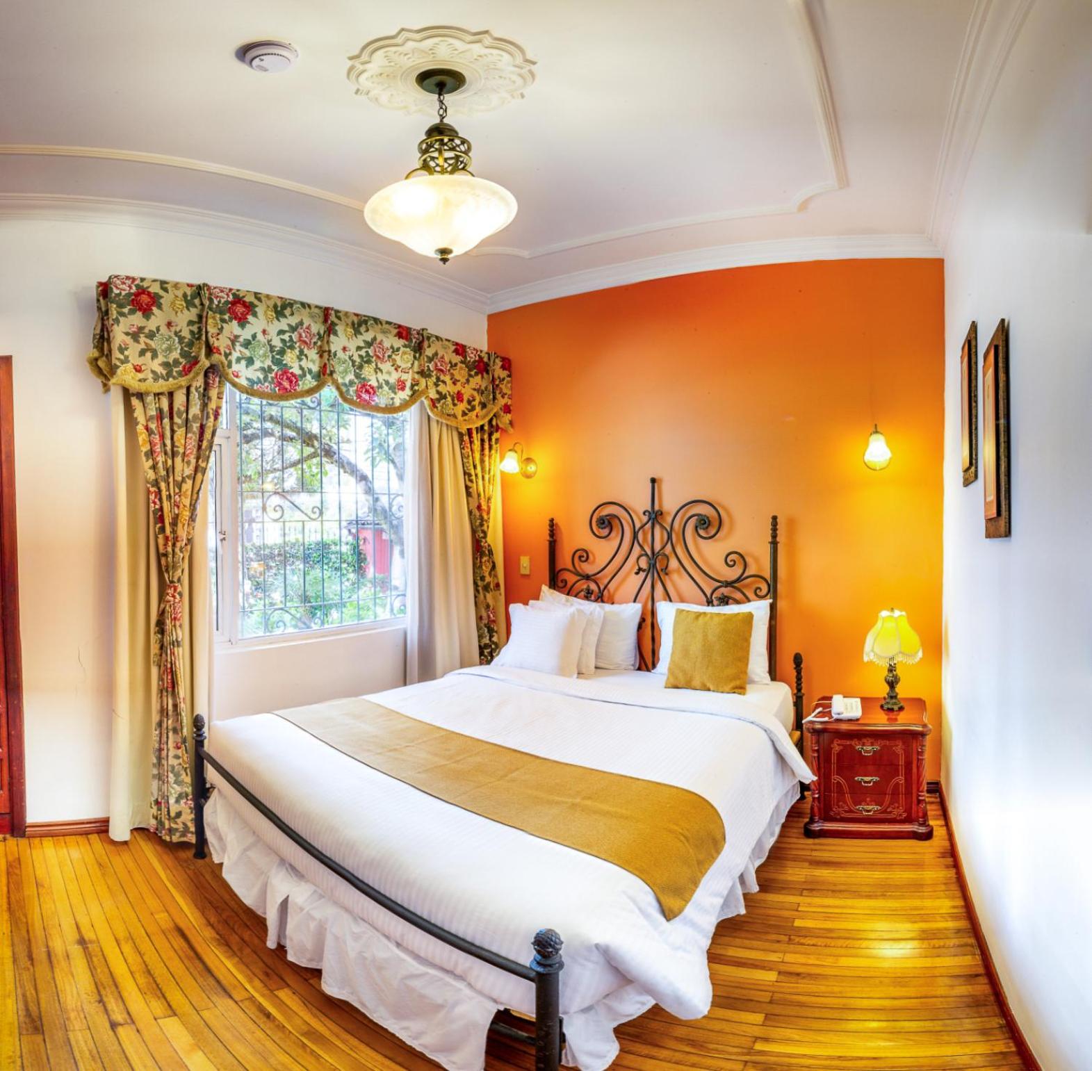 Single Room with Private Bathroom