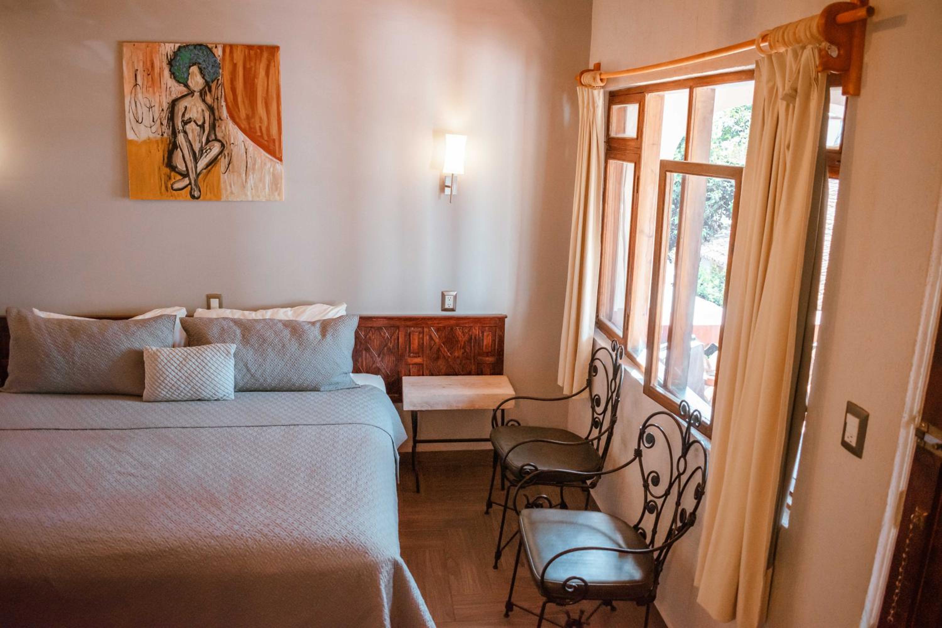 Deluxe King Room photo 2
