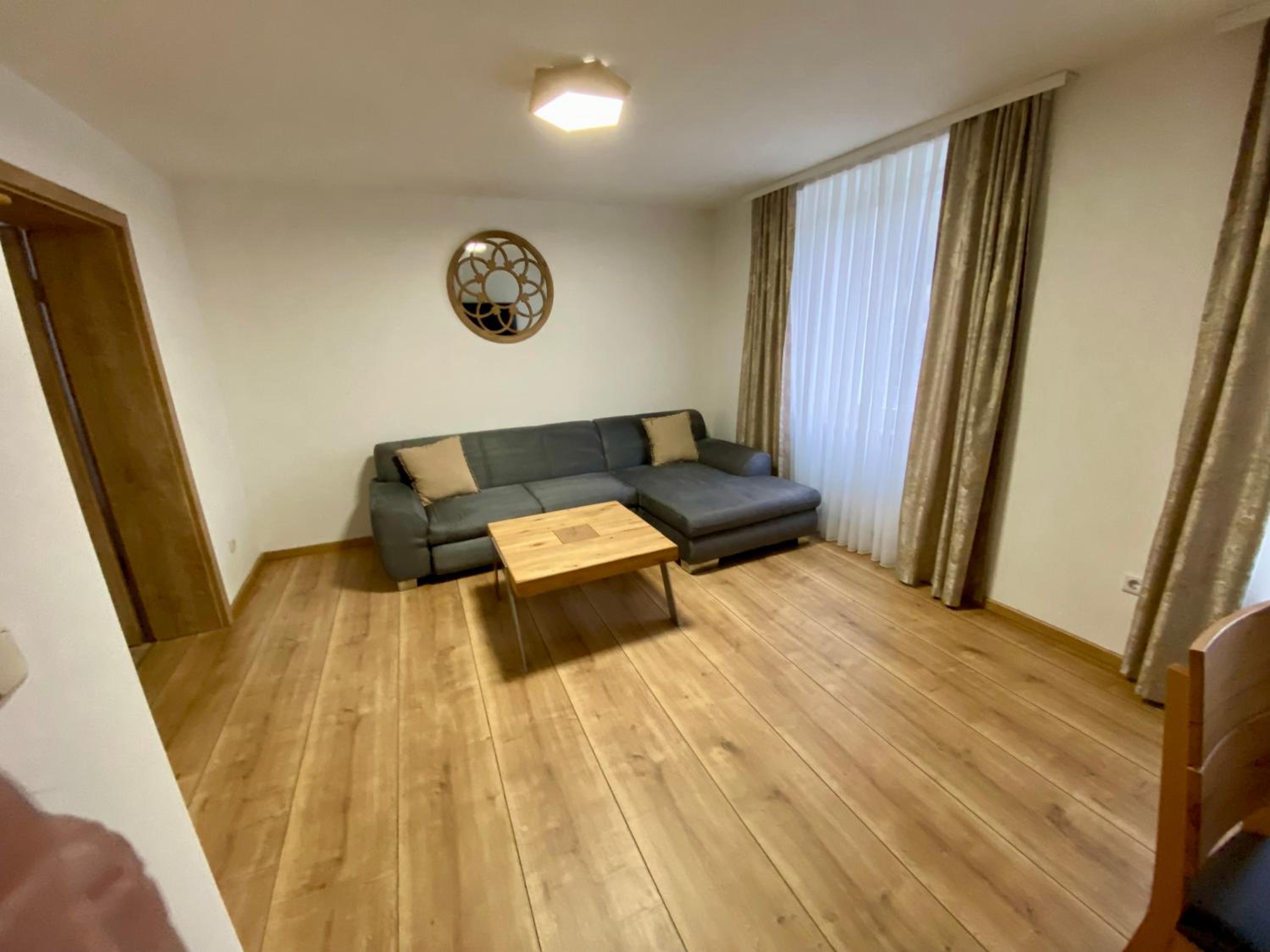 Deluxe Room (2 Adults + 1 Child) photo 2