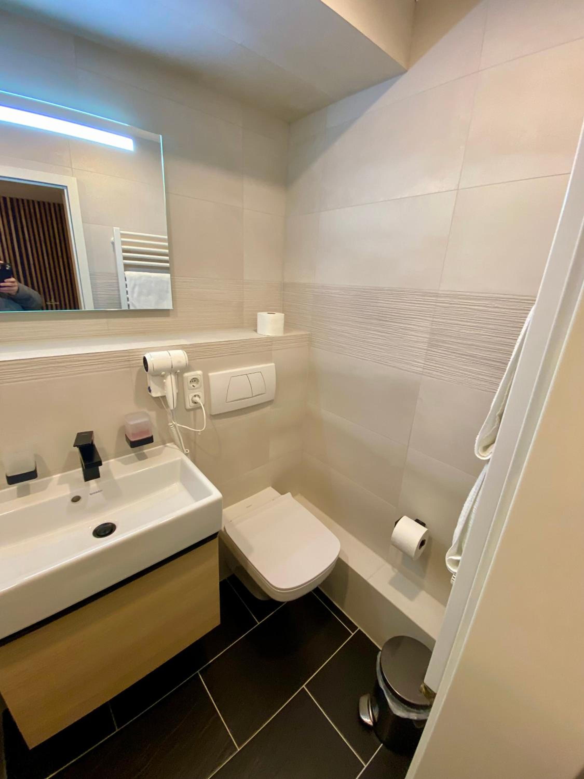 Deluxe Double Room photo 3