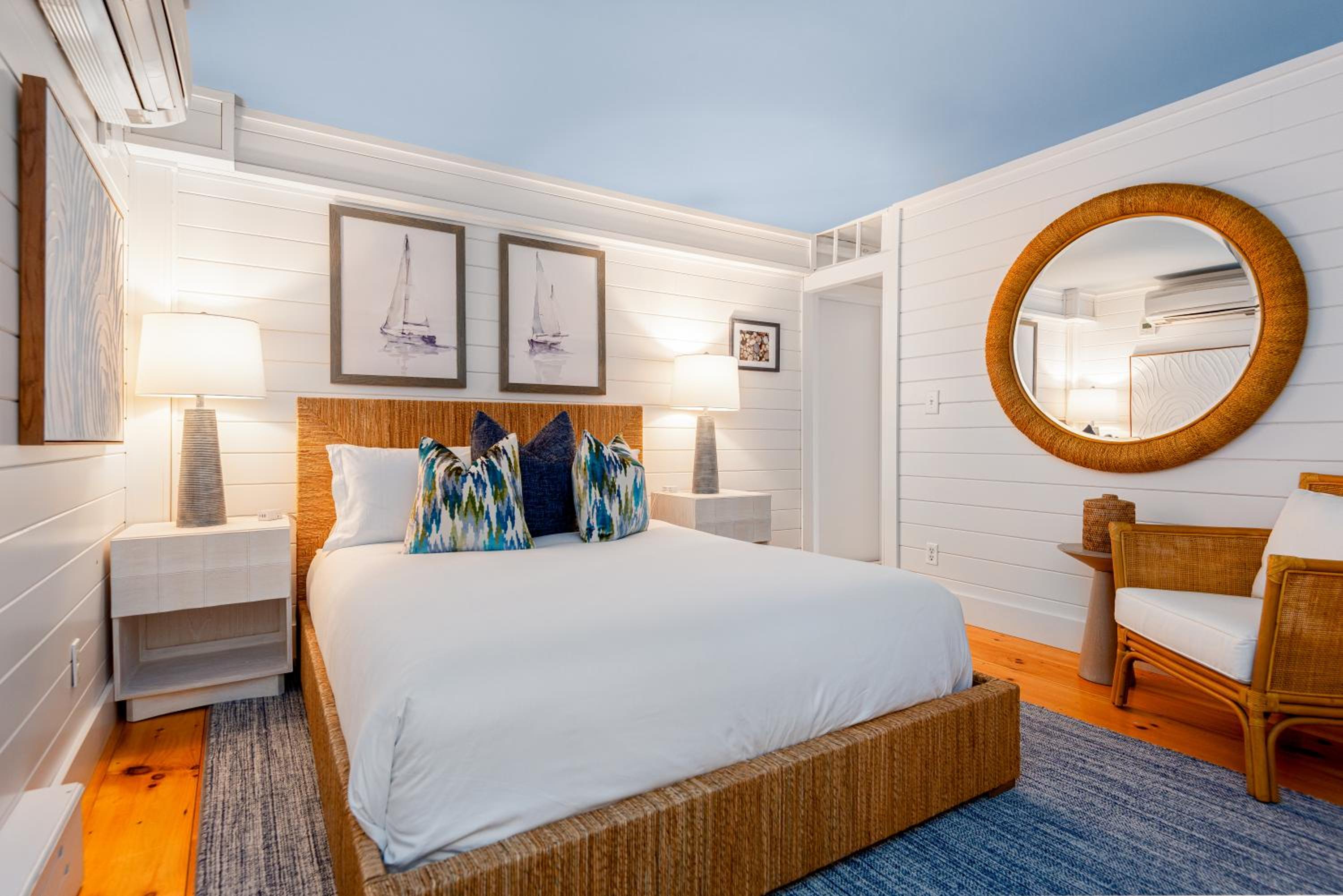Standard Queen Room photo 2