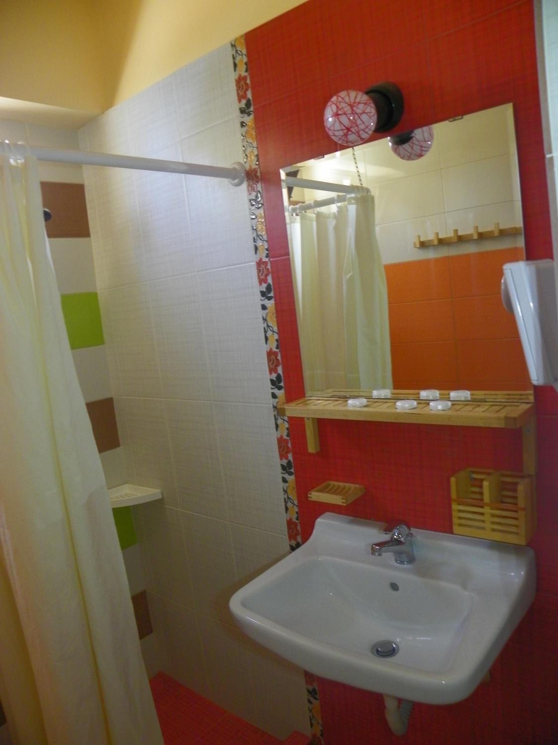 Deluxe King Studio - Photo 15