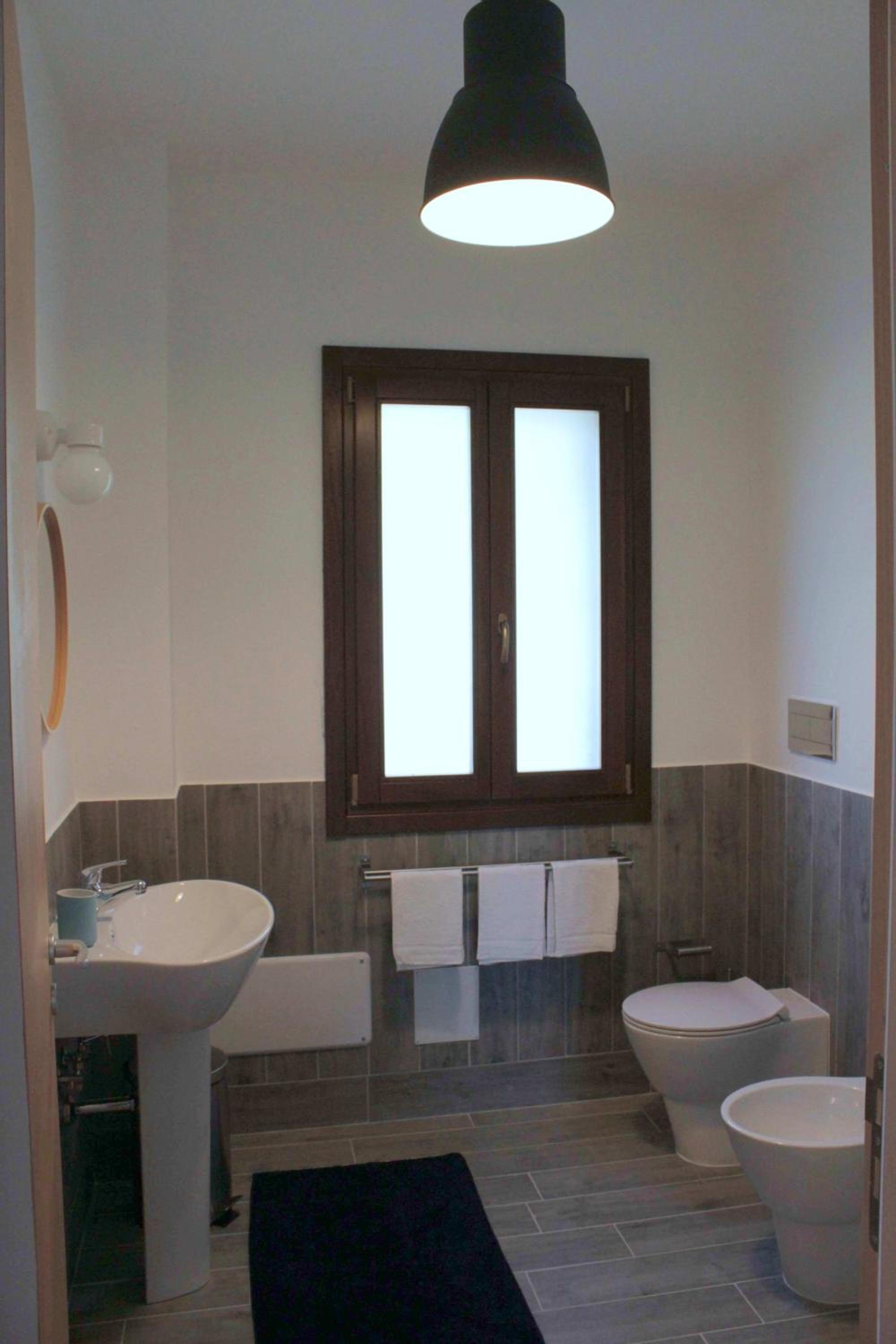 One-Bedroom Apartment - Photo 22