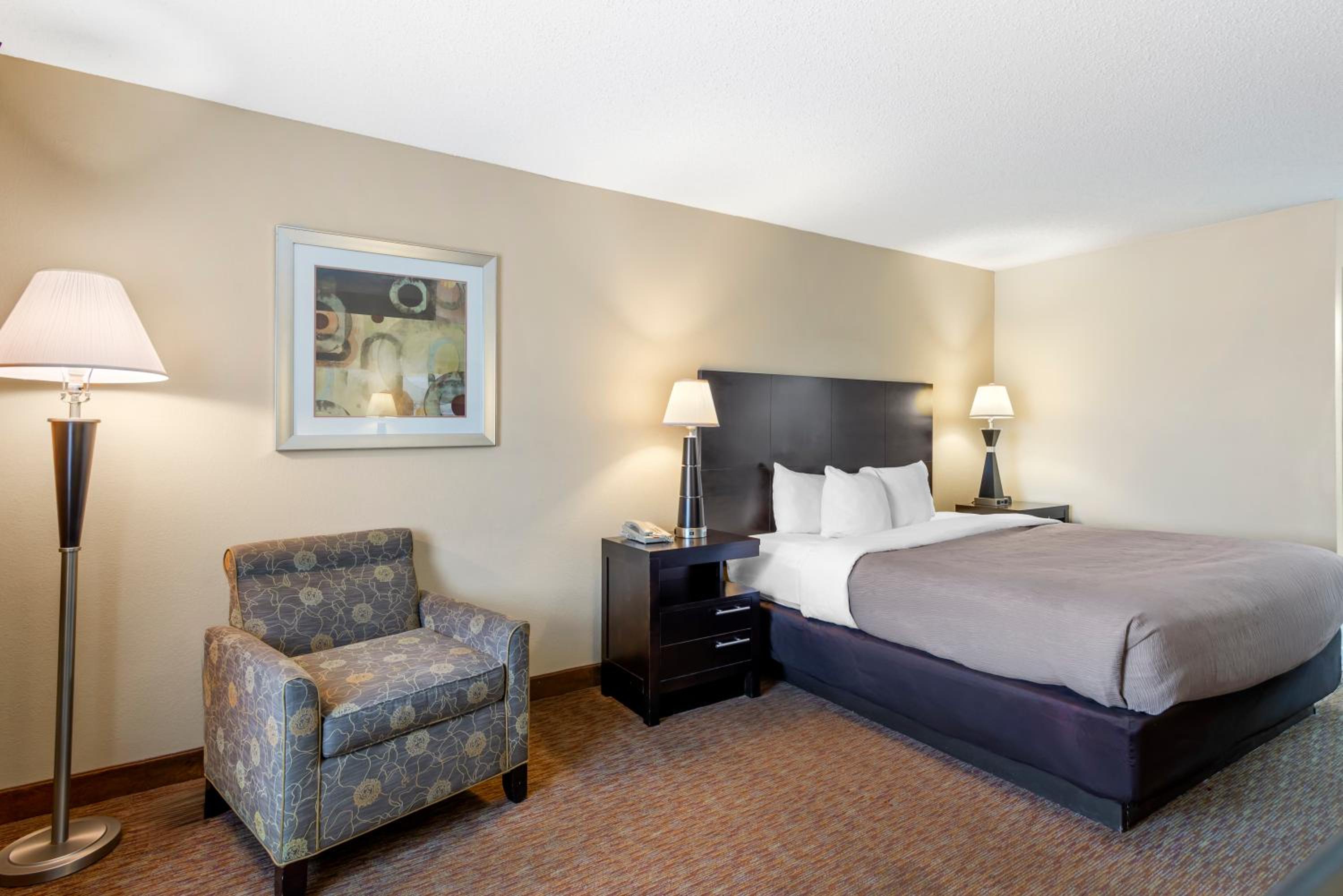 King Room Upgrade - Accessible/Smoking