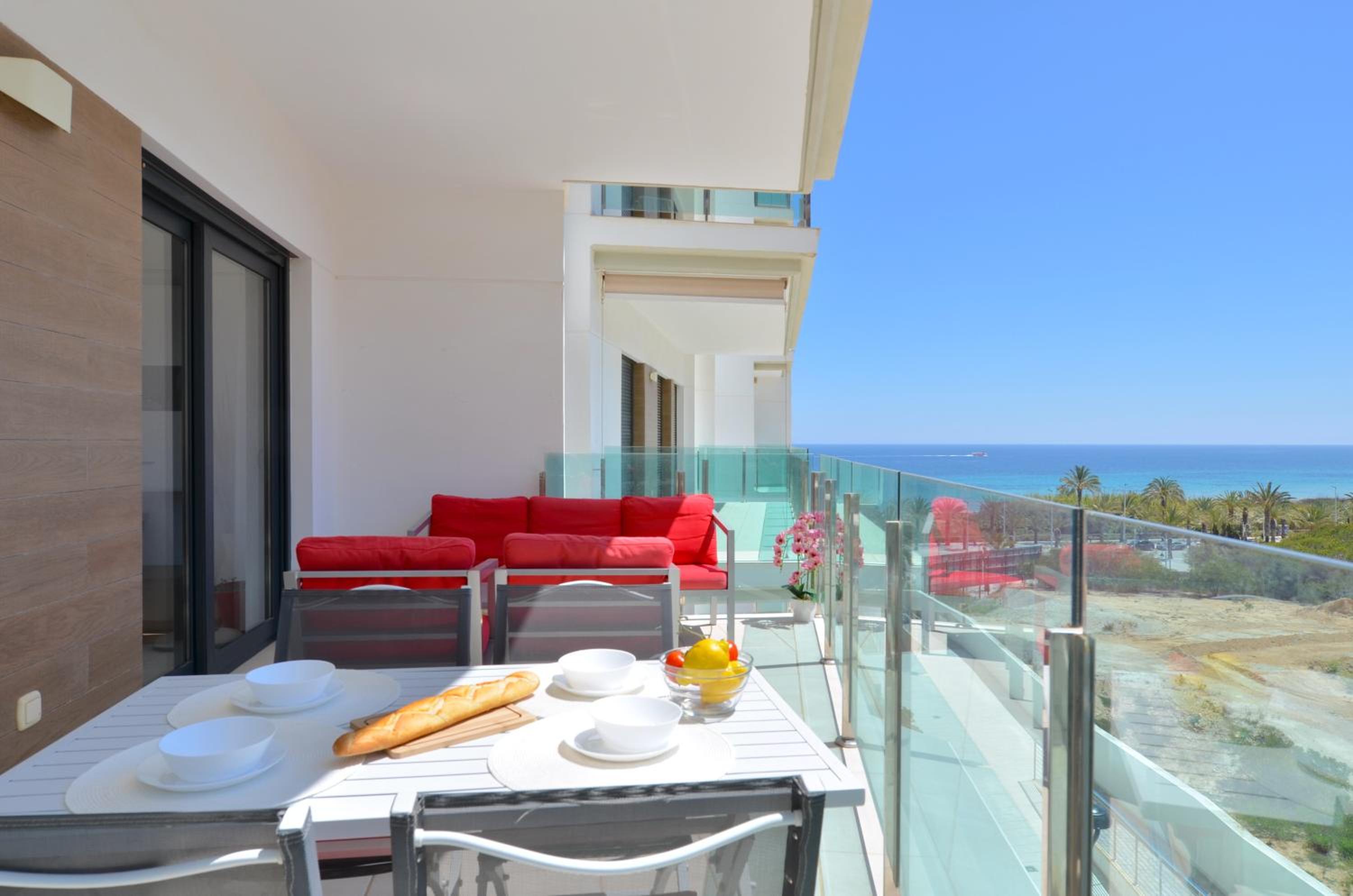 Two-Bedroom Apartment with Balcony and Sea View
