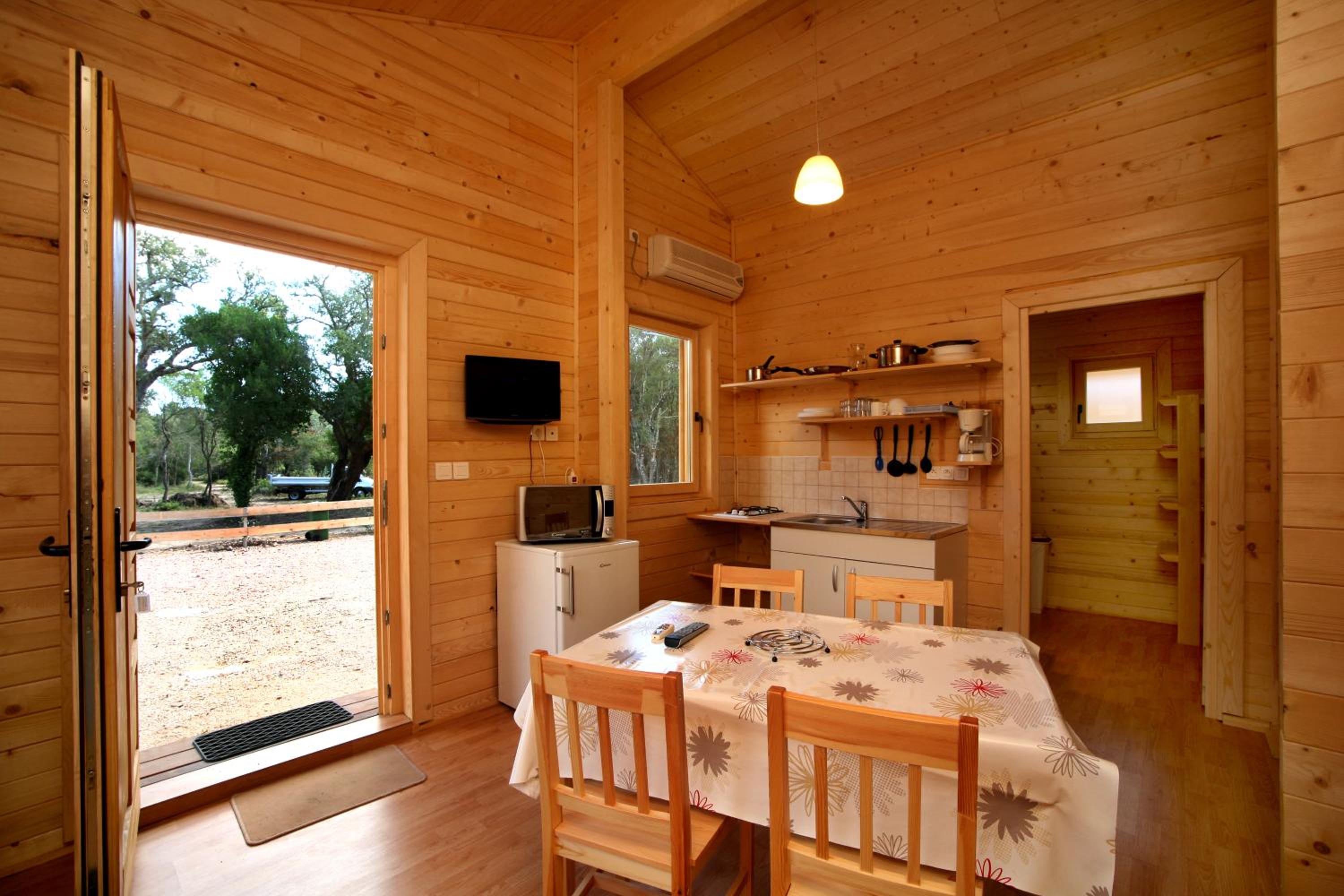 Superior Chalet (2 Adults) photo 1