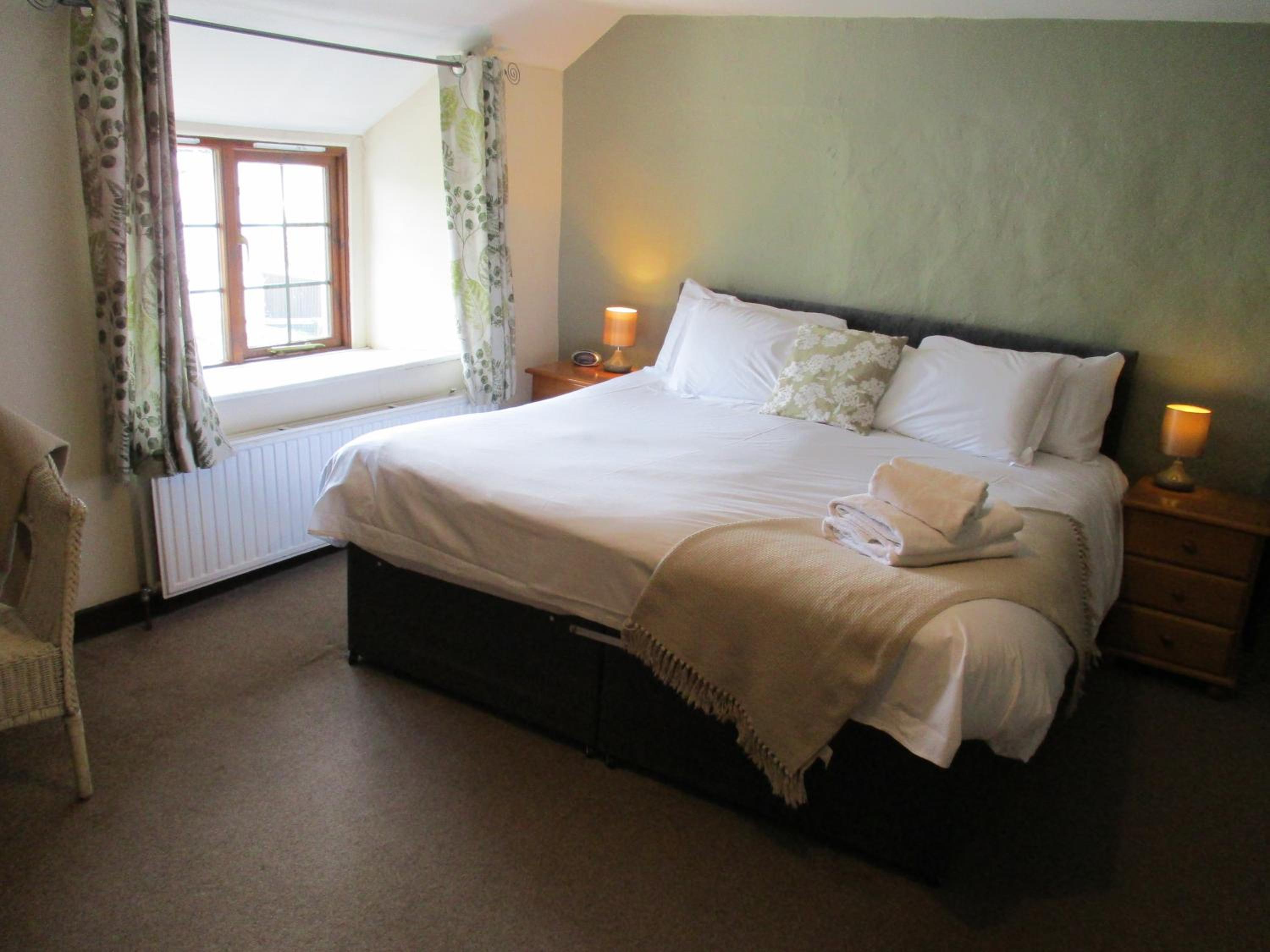 Deluxe Double Room with Garden View - Photo 8