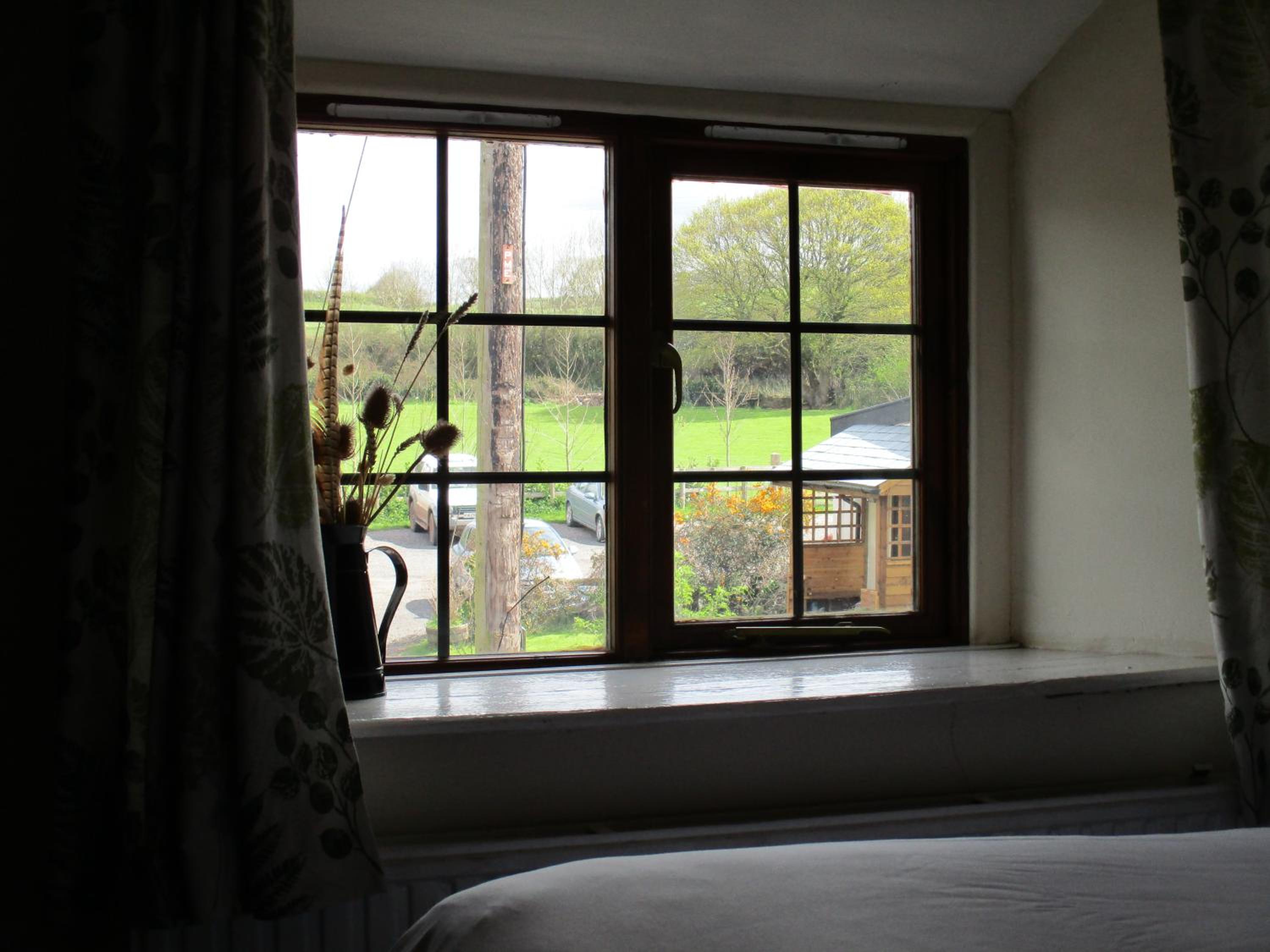Deluxe Double Room with Garden View - Photo 18