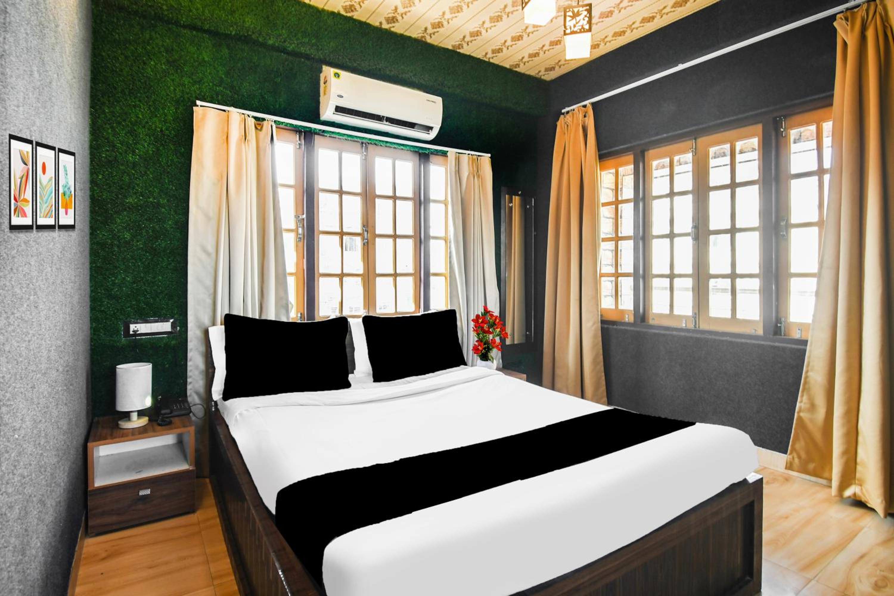 Small Double Room
