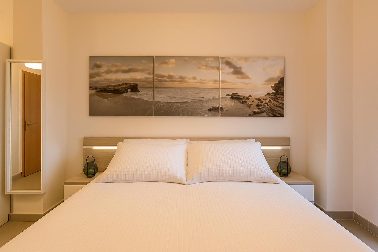 Three-Bedroom Deluxe Apartment