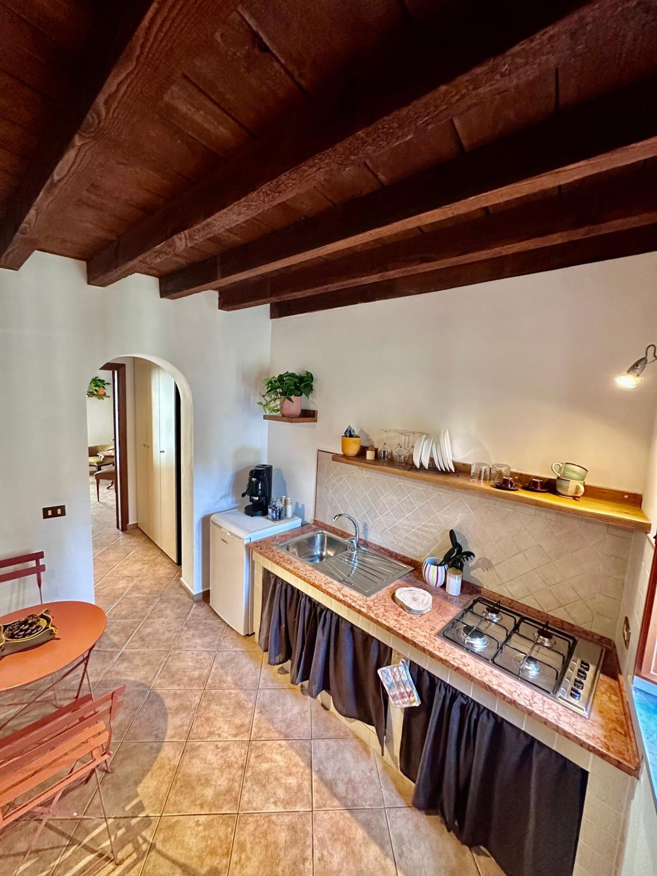 One-Bedroom Apartment