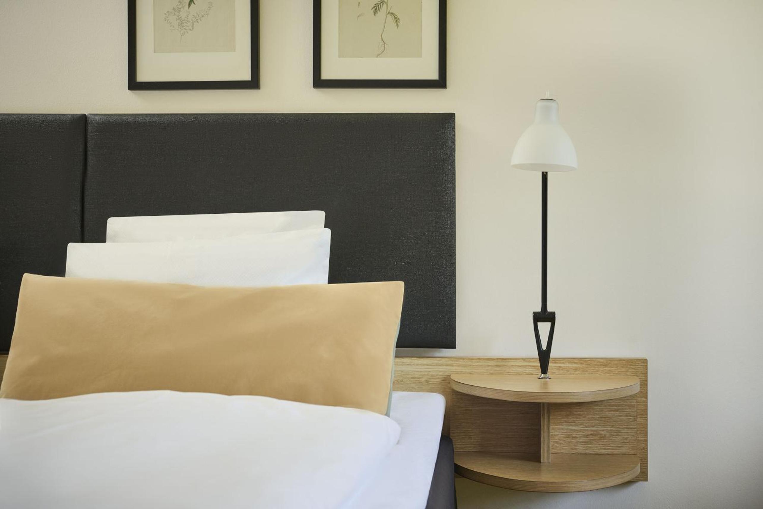 Standard Double Room - Photo 4