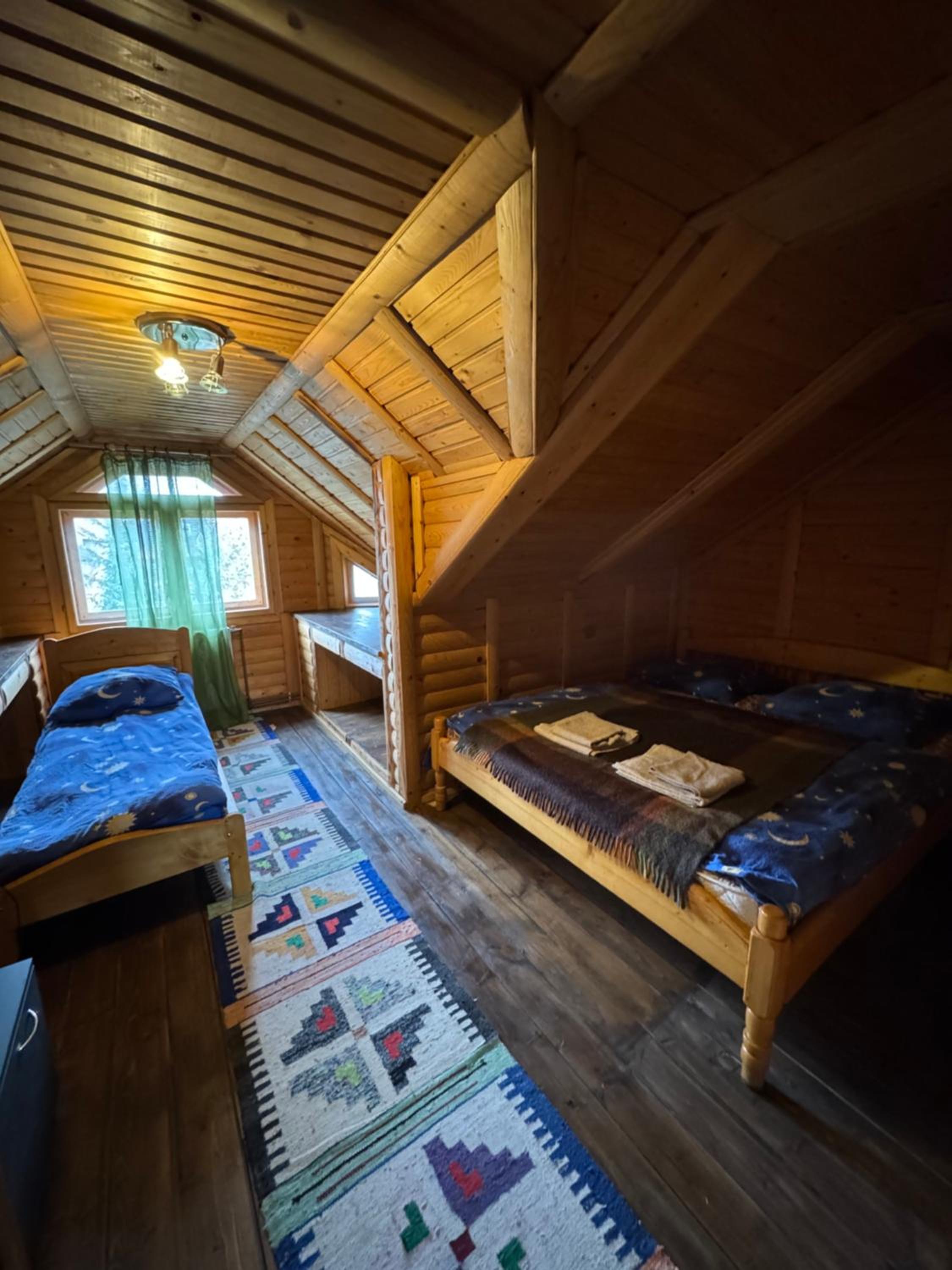 Economy Triple Room with Shared Bathroom photo 1