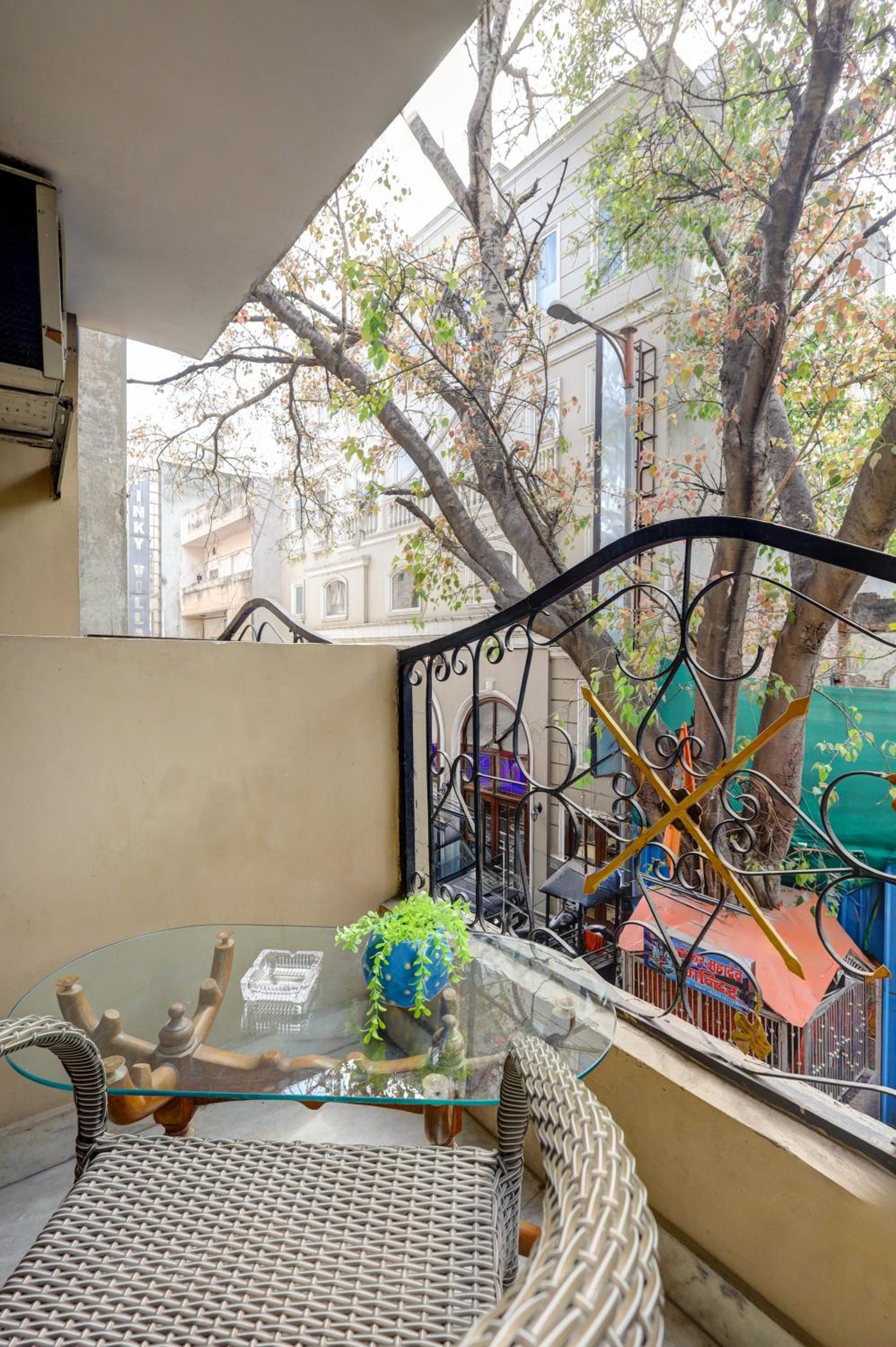 Studio with Balcony