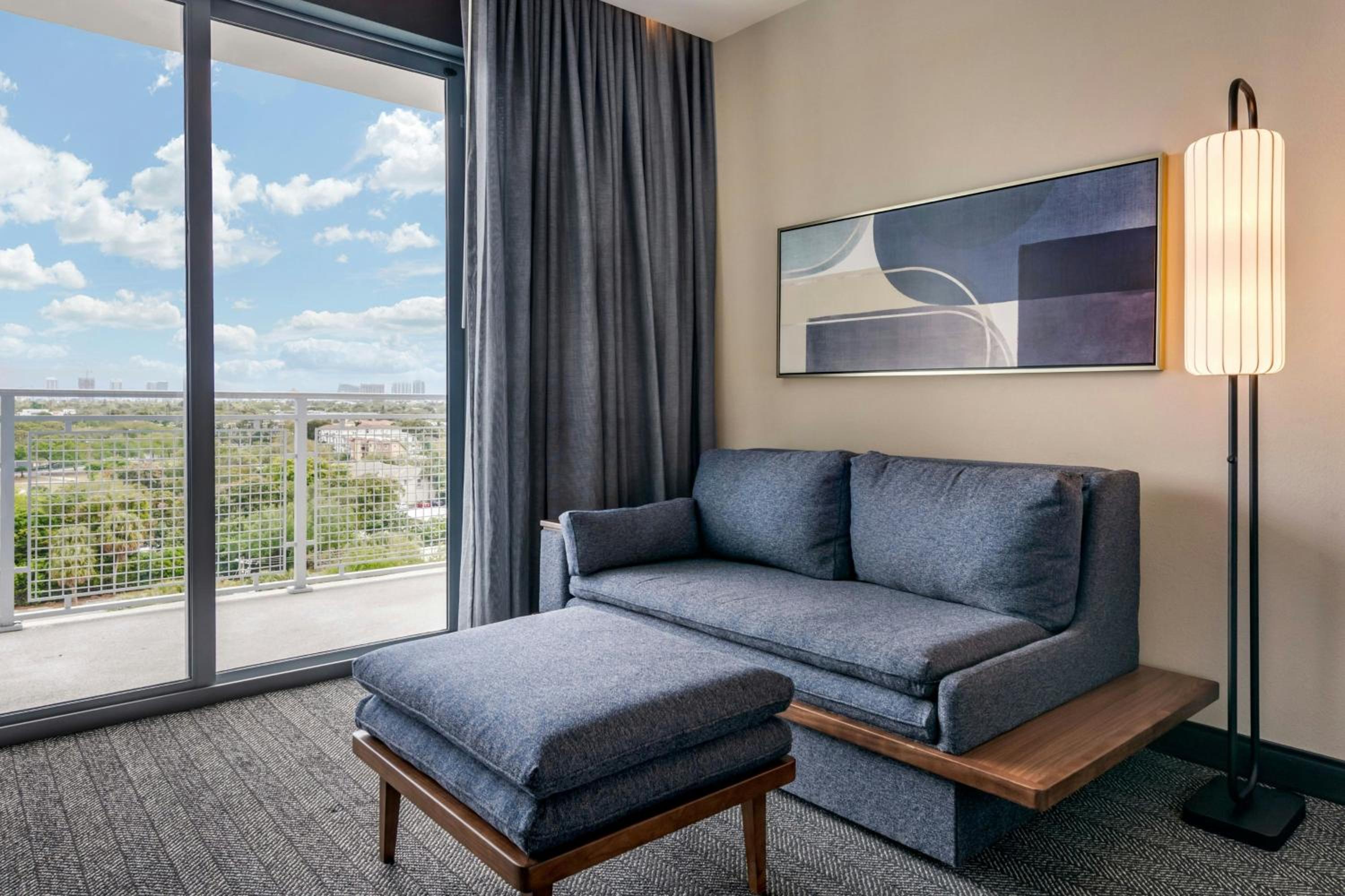 King Room with Sofa Bed and Balcony - Hearing Accessible - Photo 2