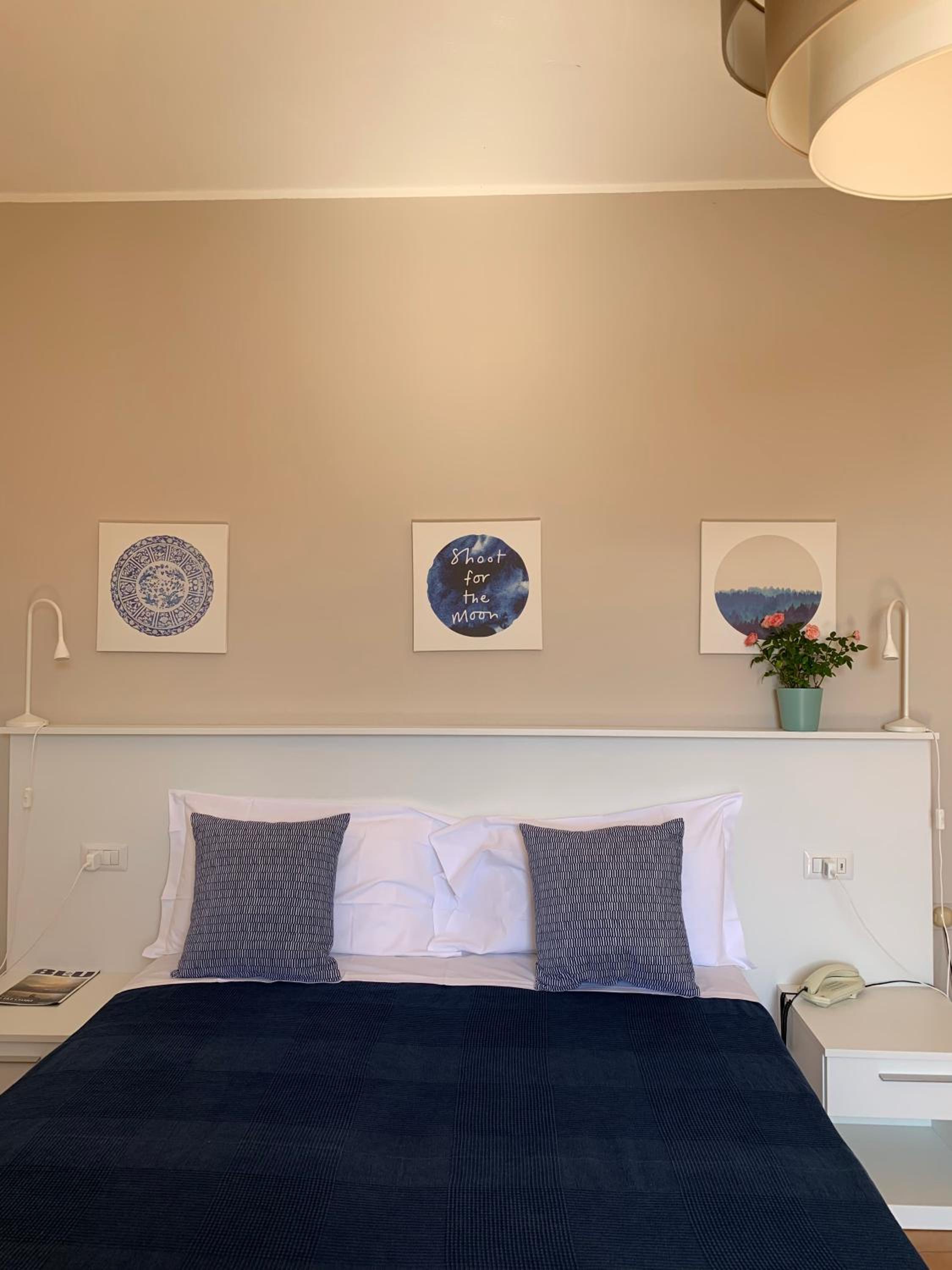 Deluxe Double or Twin Room with Lake View