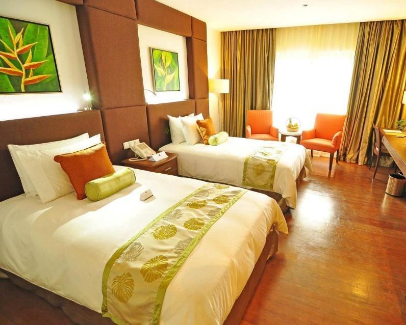 Deluxe Room - Photo 3