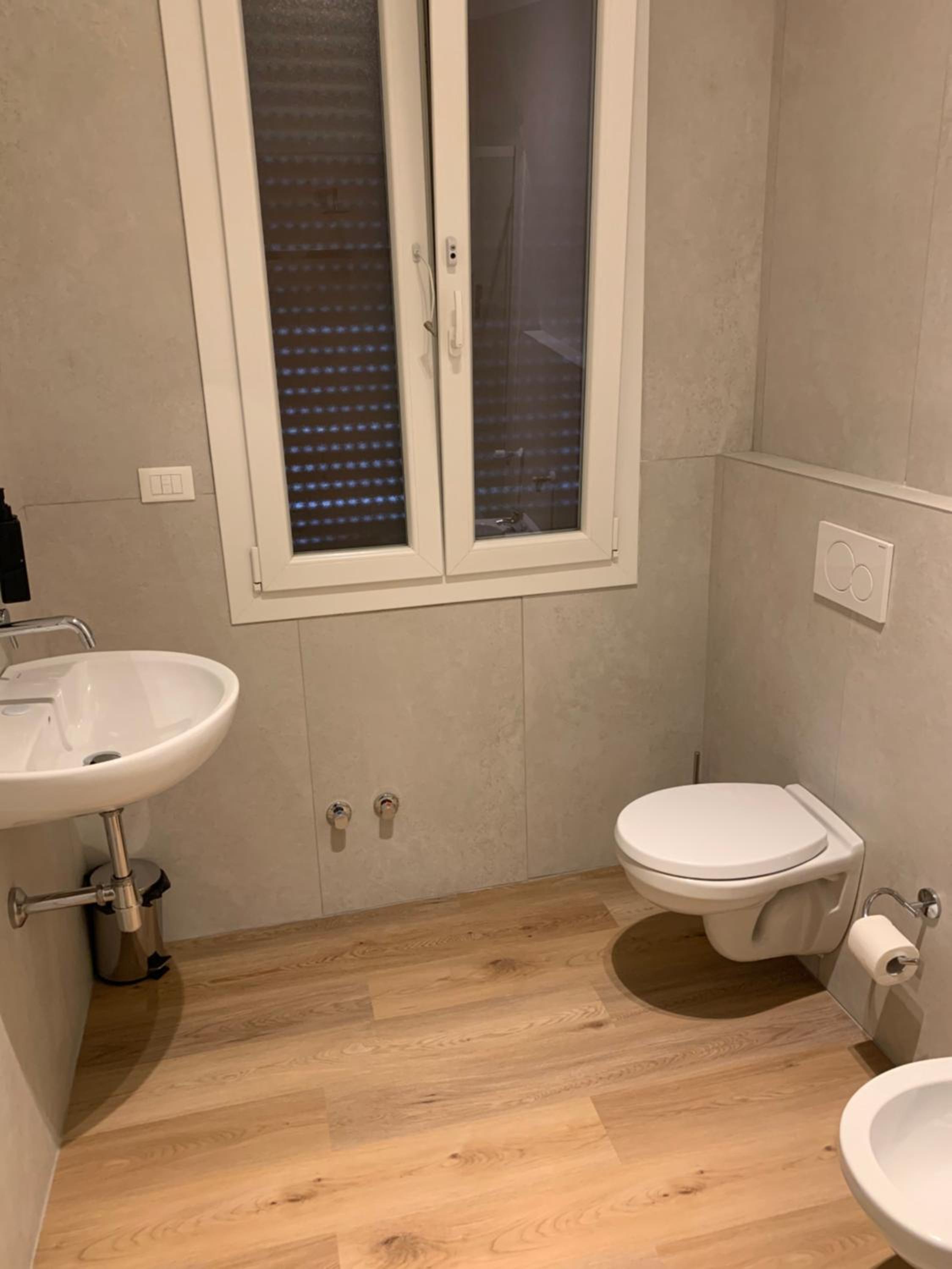 Single Room with Private External Bathroom