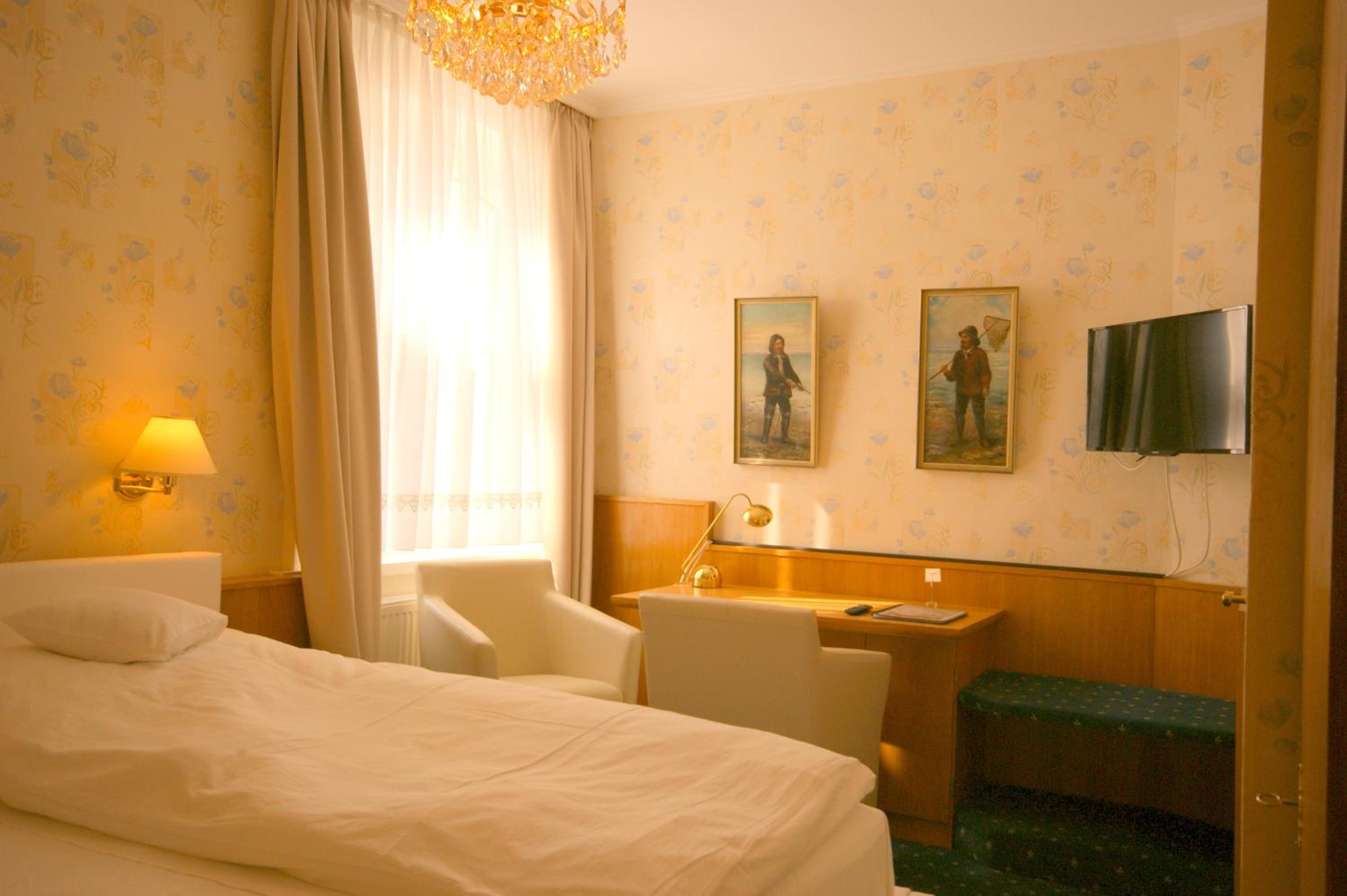 Standard Single Room