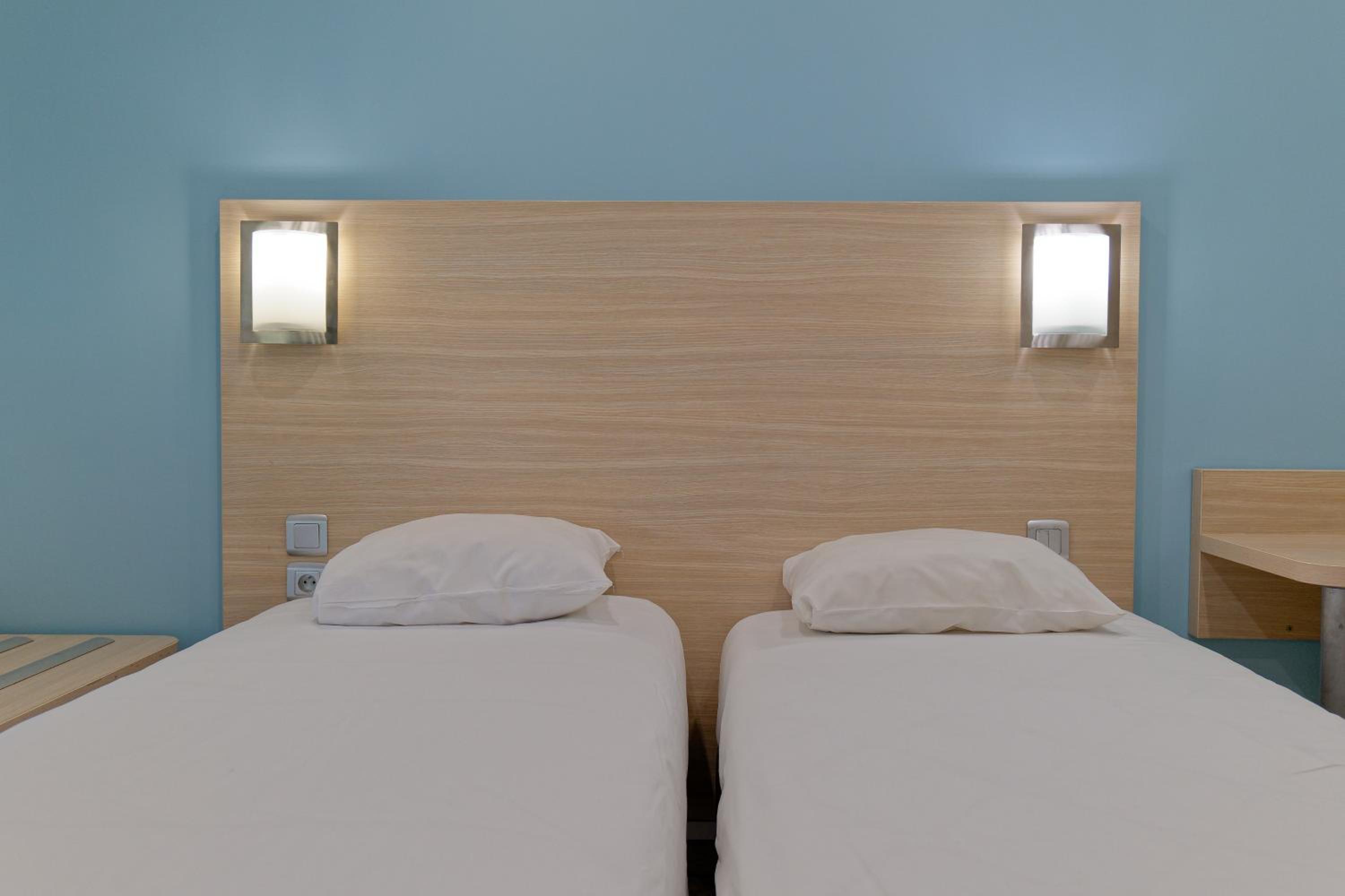 Standard Twin Room photo 1