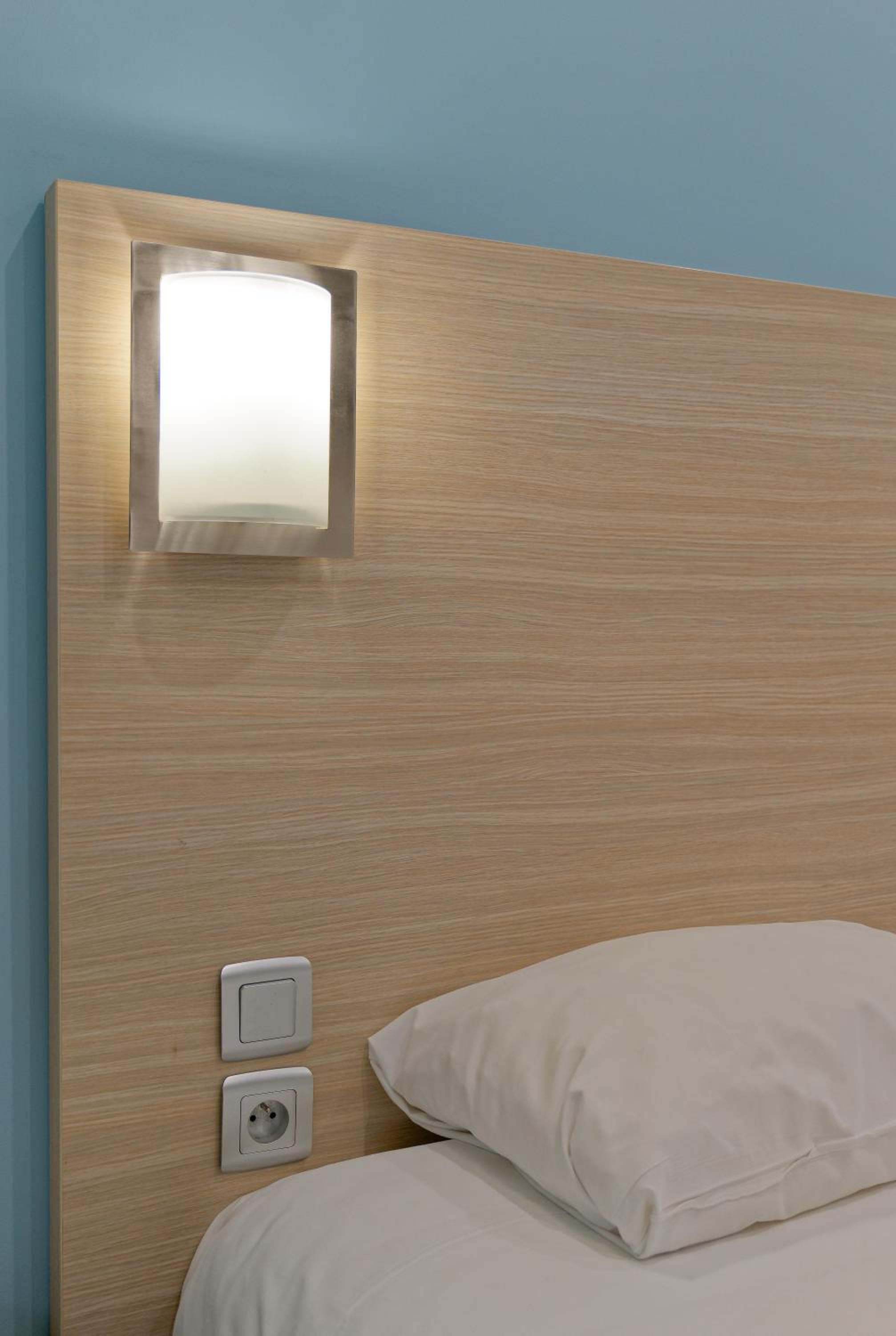 Standard Twin Room photo 2