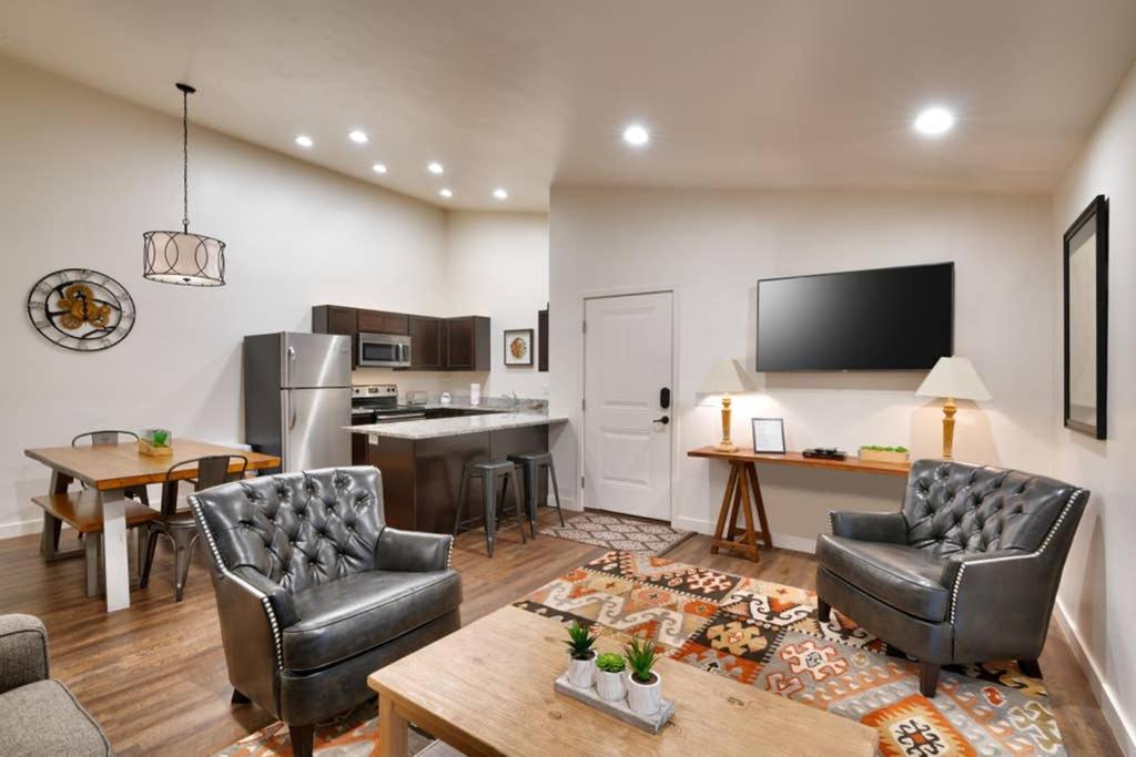 Apartment photo 1