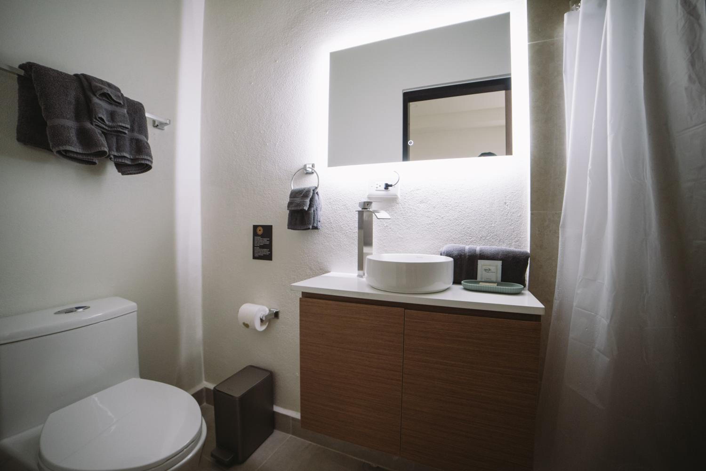 Budget Double Room photo 3