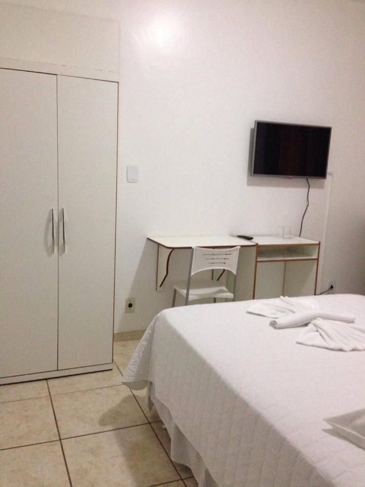 Double or Twin Room - Photo 4