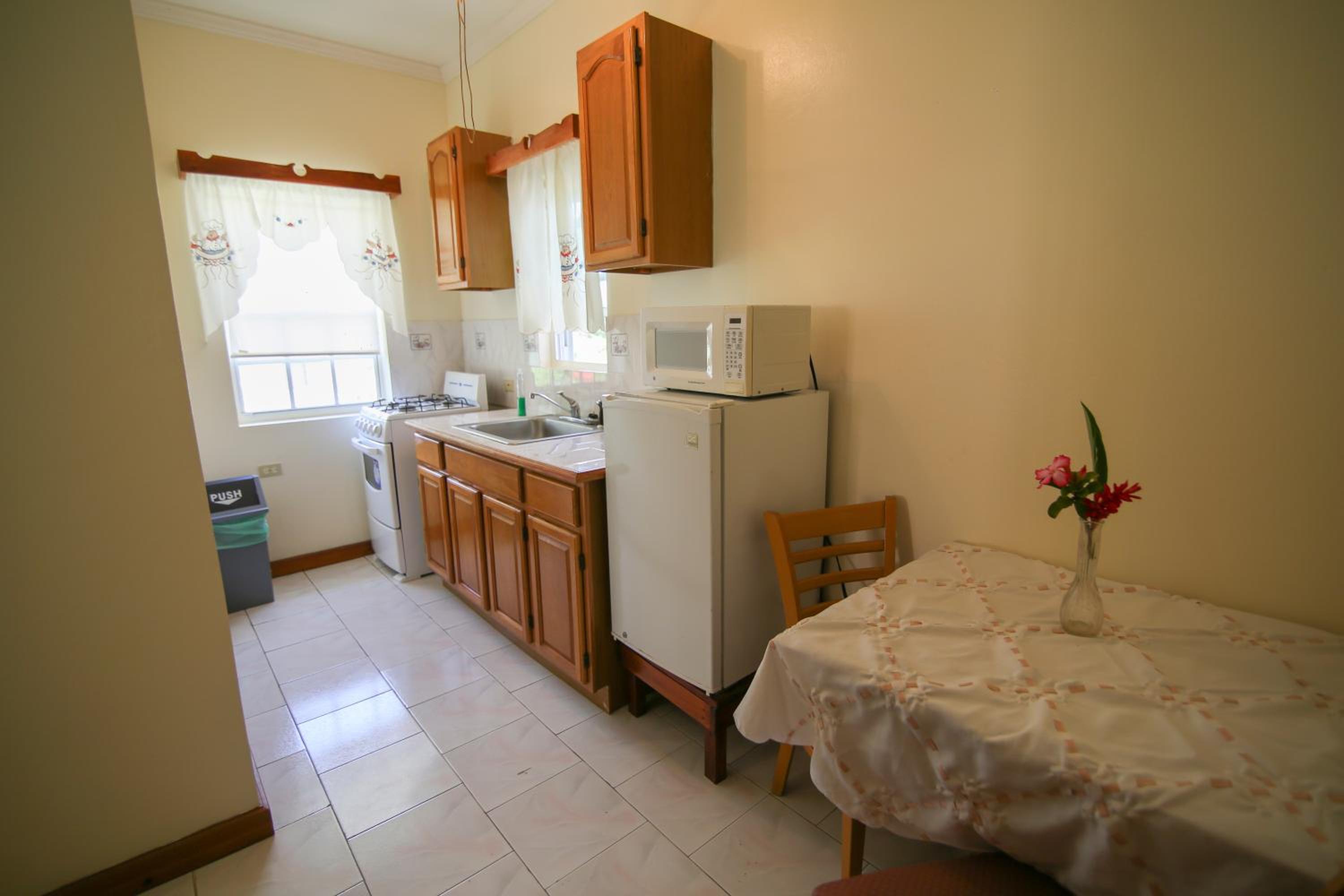 Apartment photo 2