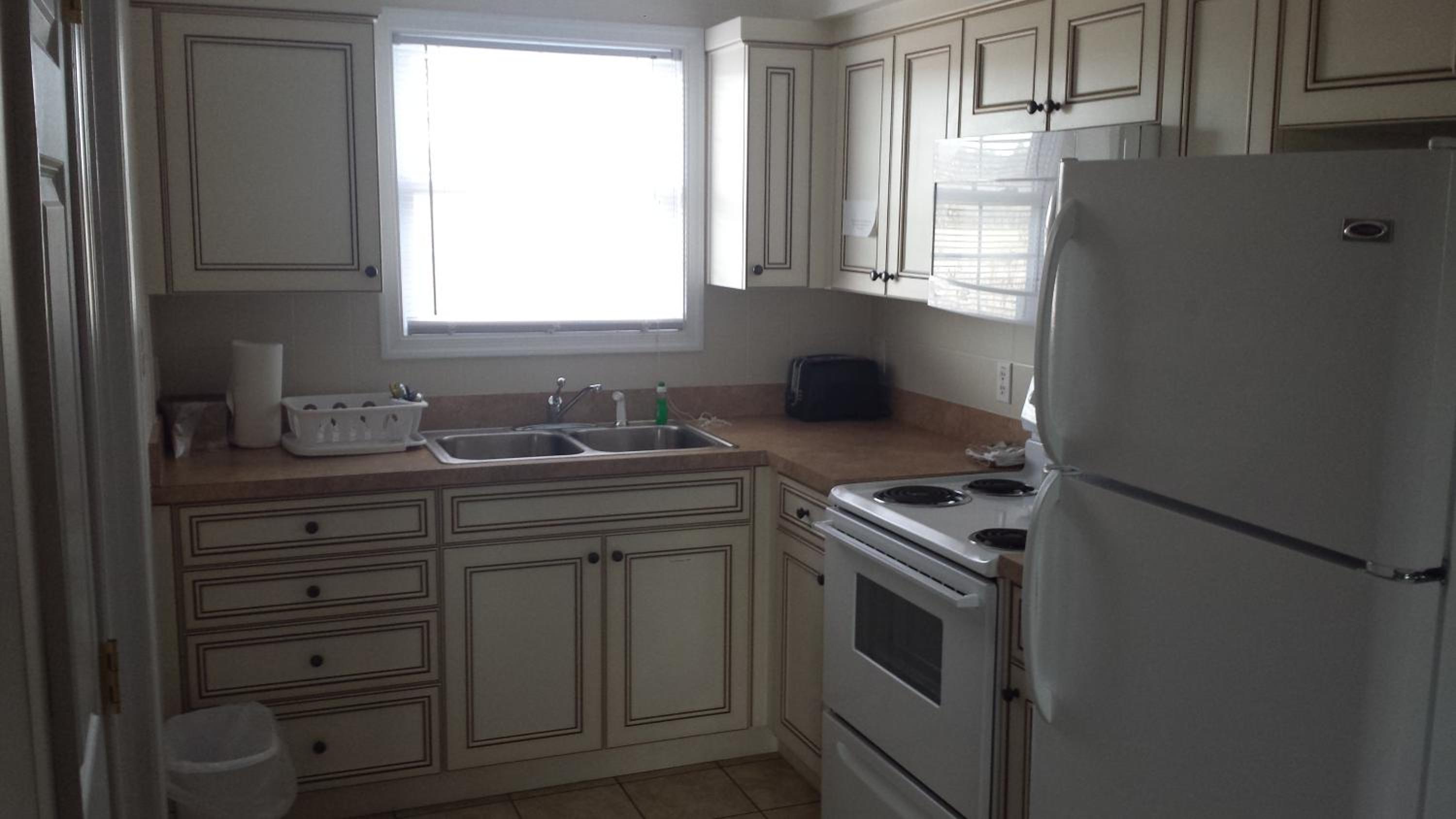Deluxe King Suite photo 2