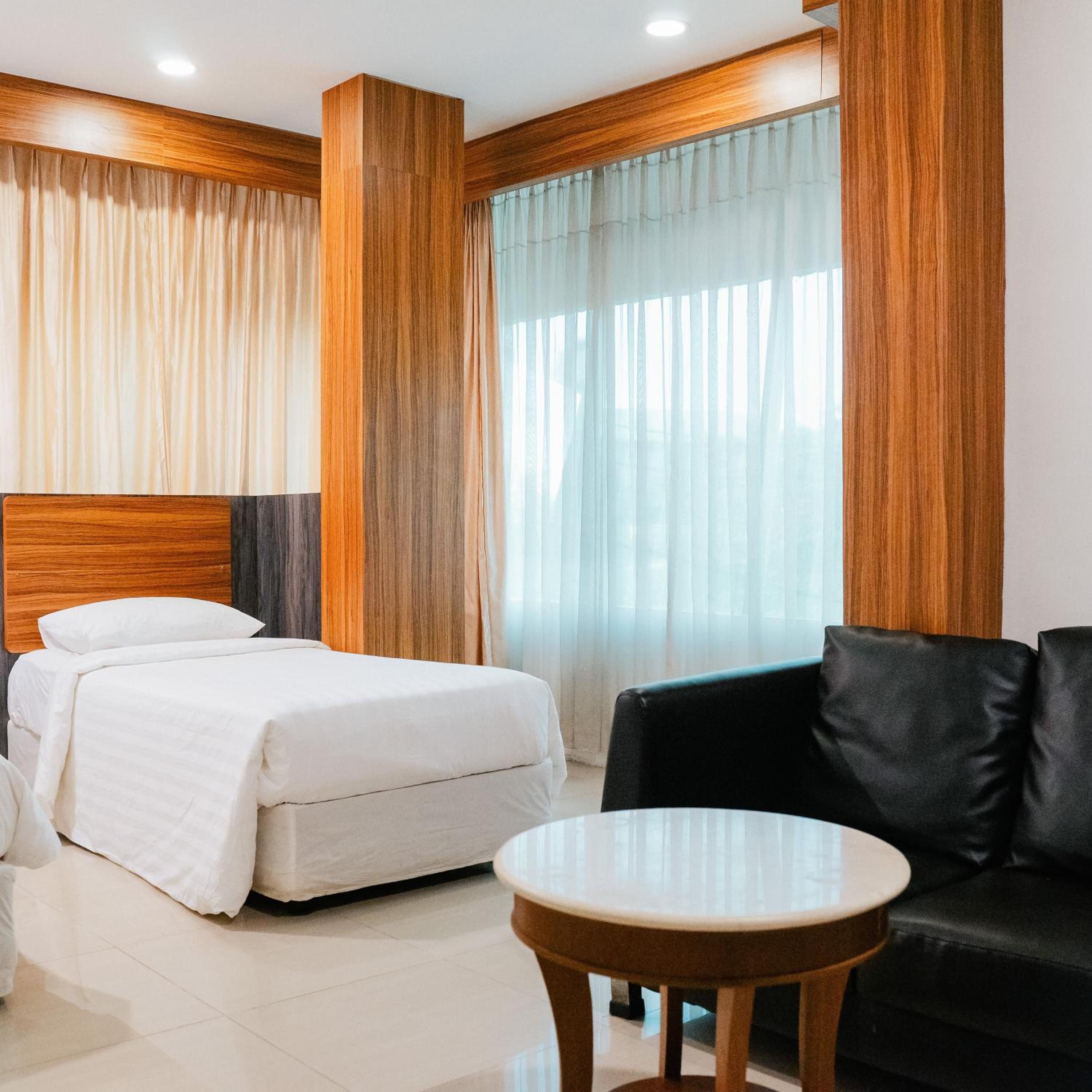 Deluxe Twin Room photo 1
