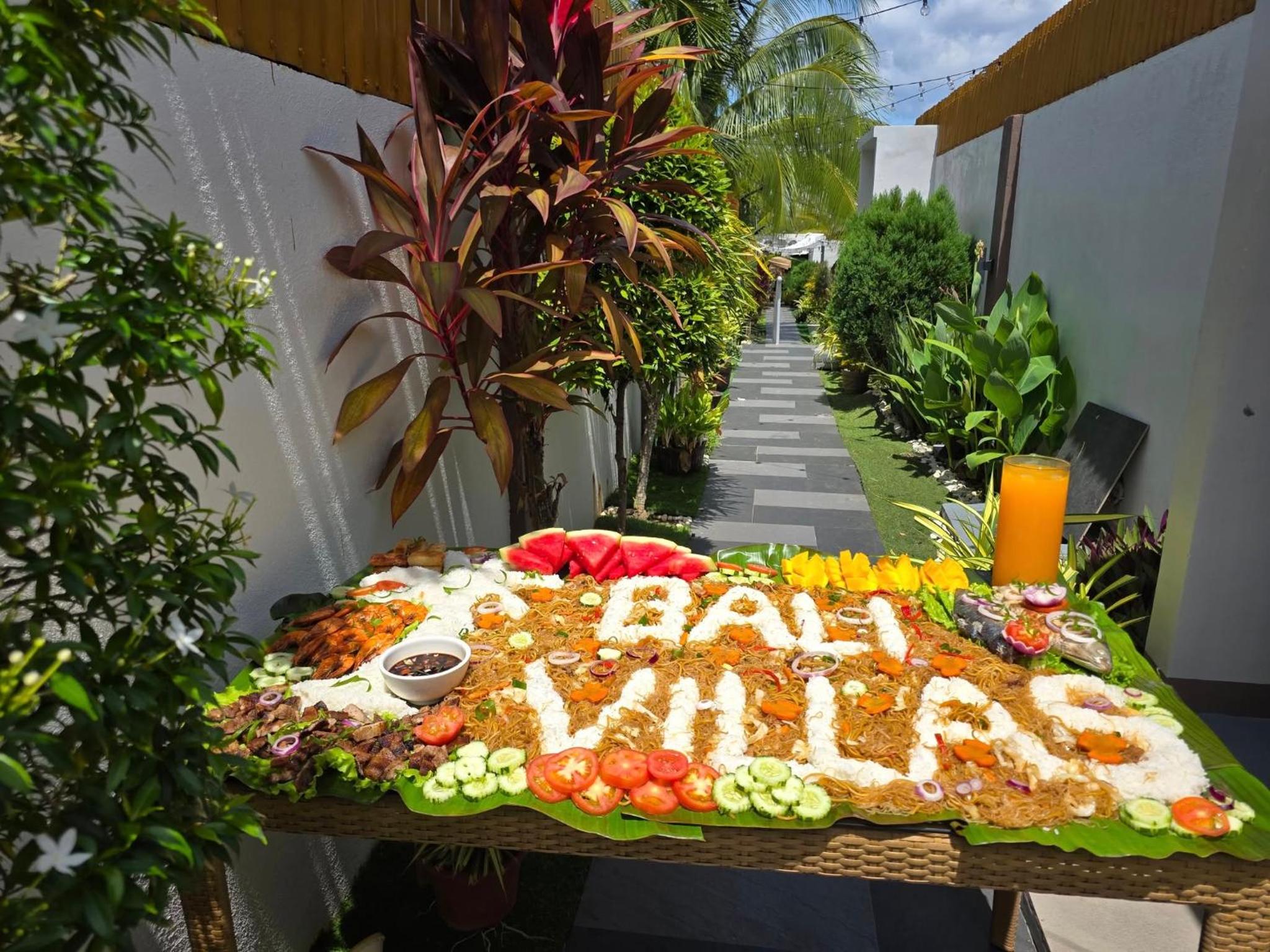 Villa with Private Pool - Photo 2