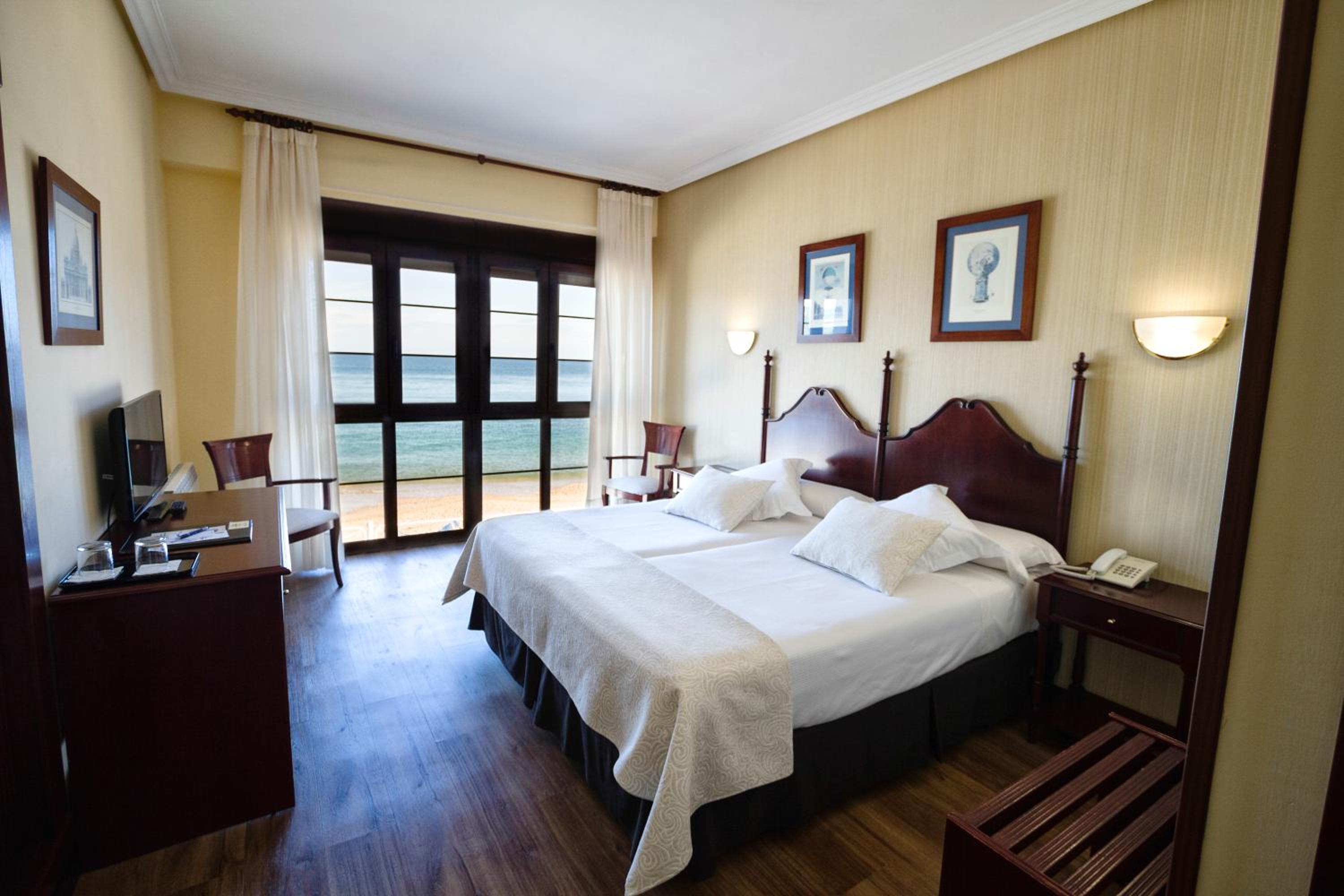 Habitación Doble o con Dos Camas con Vista al Mar