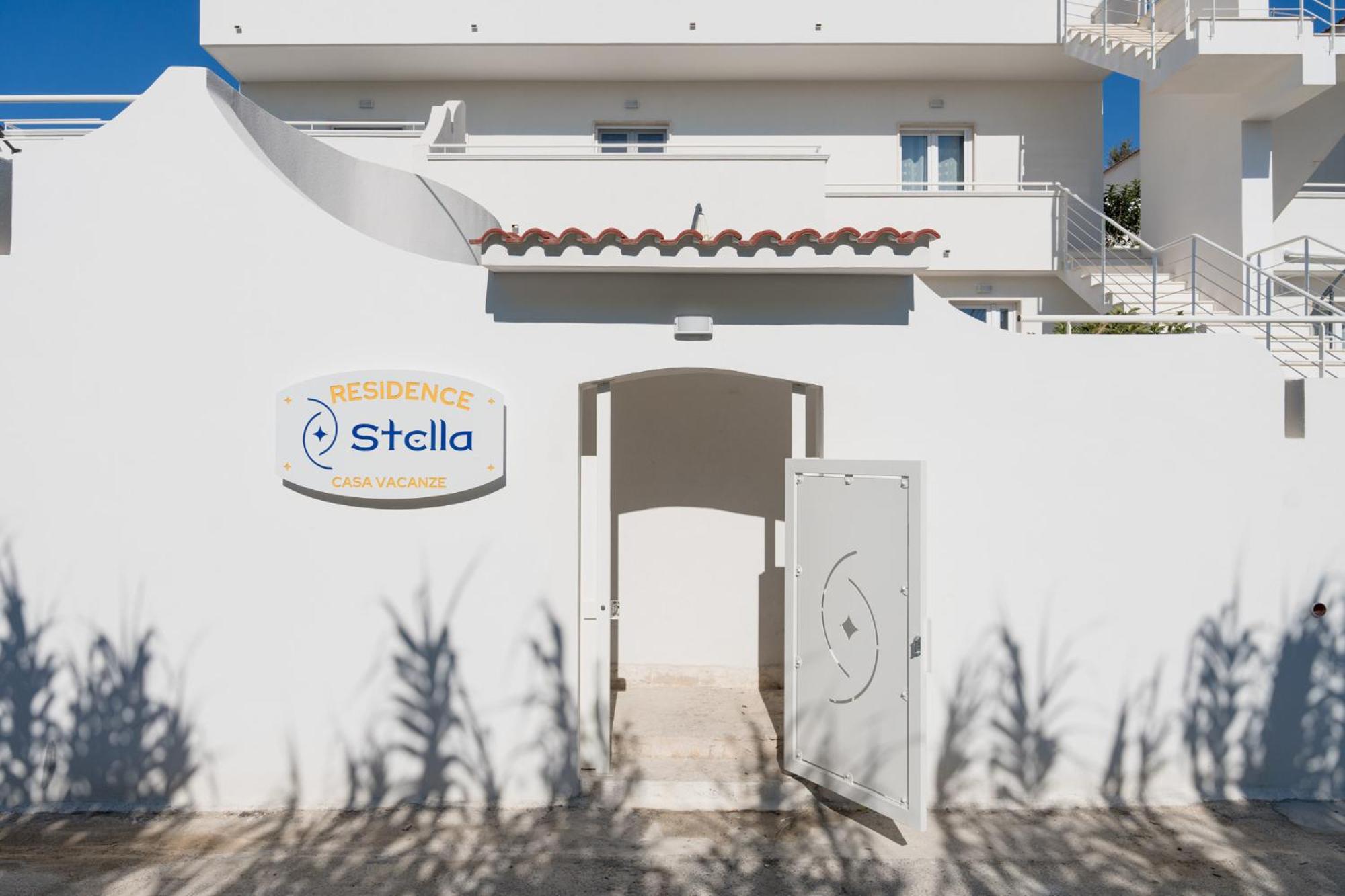 One-Bedroom Apartment with Sea View photo 3