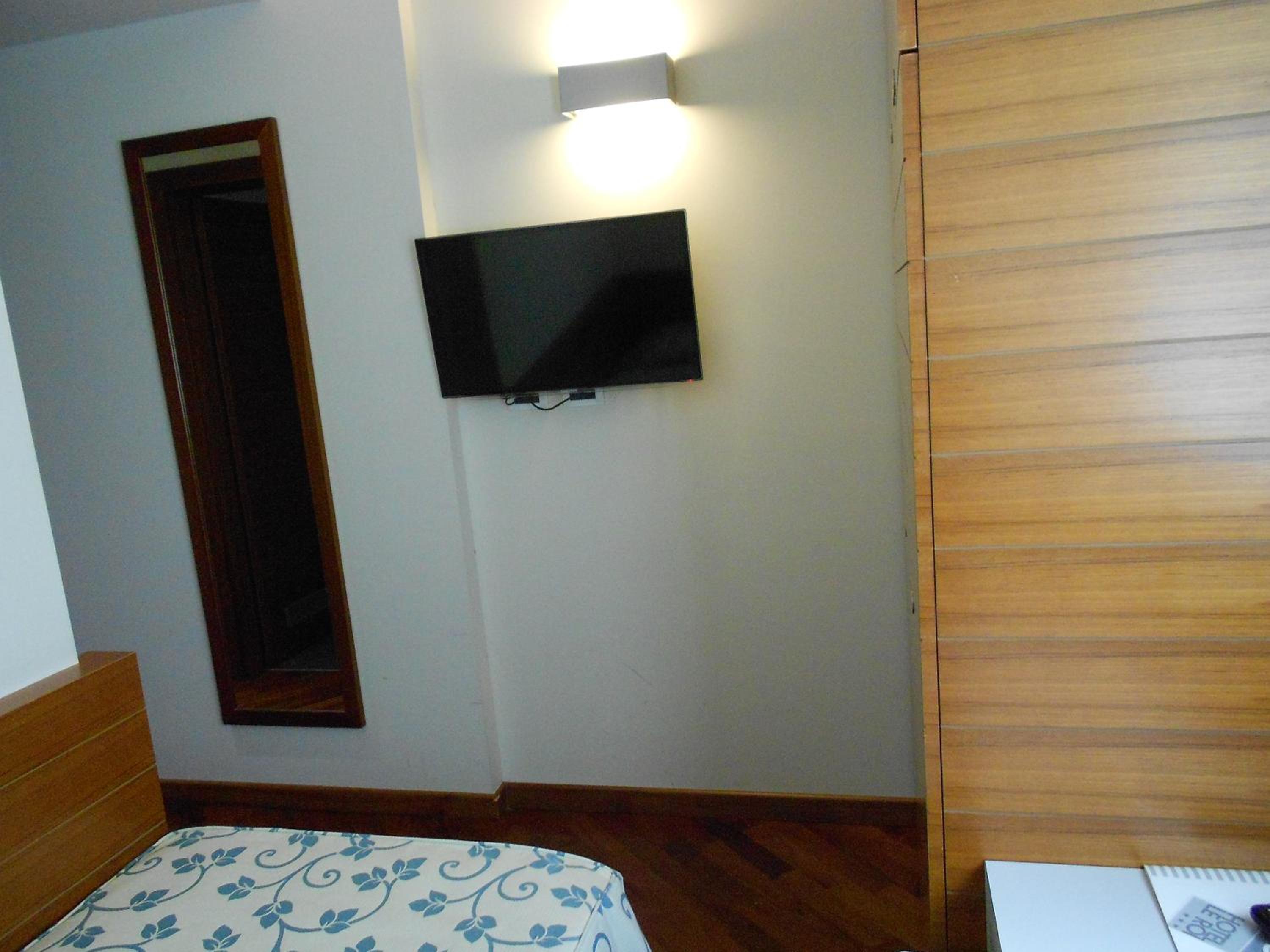Single Room photo 3