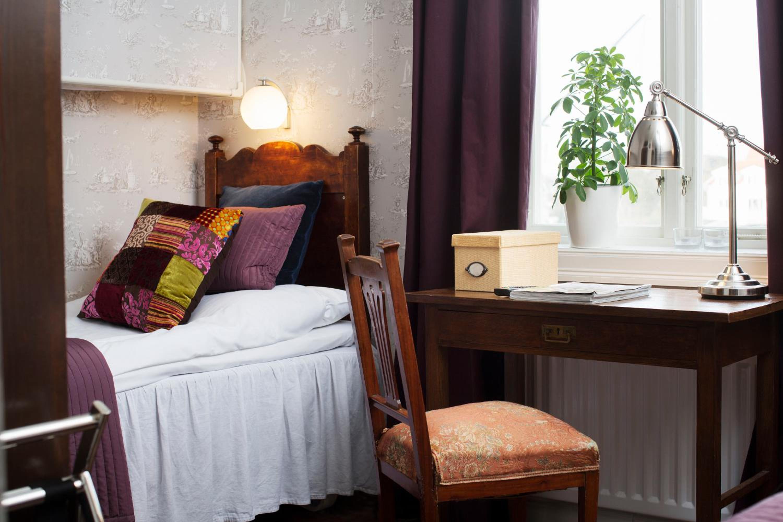 Standard Twin Room photo 2